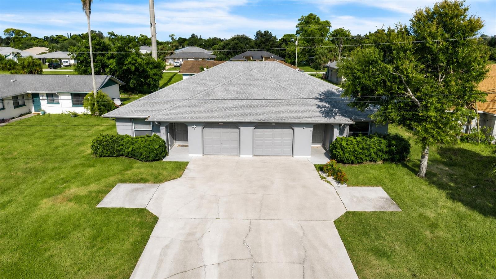 405/407 NE 24TH AVE