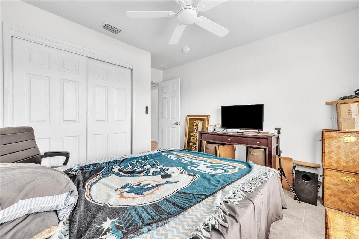 405/407 NE 24TH AVE