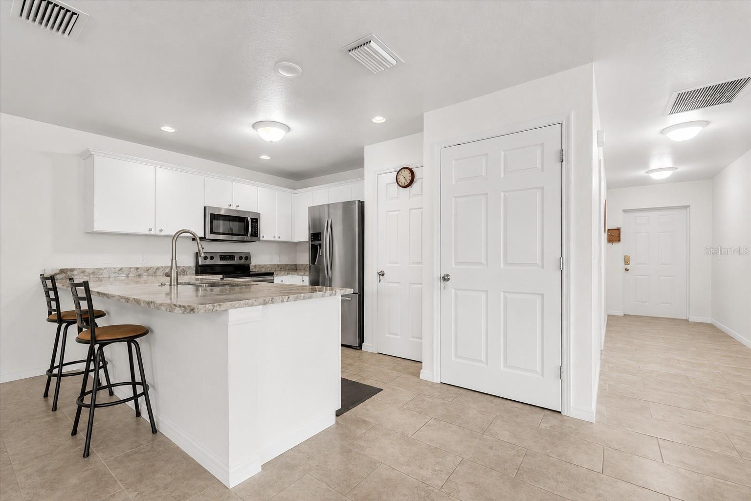 405/407 NE 24TH AVE