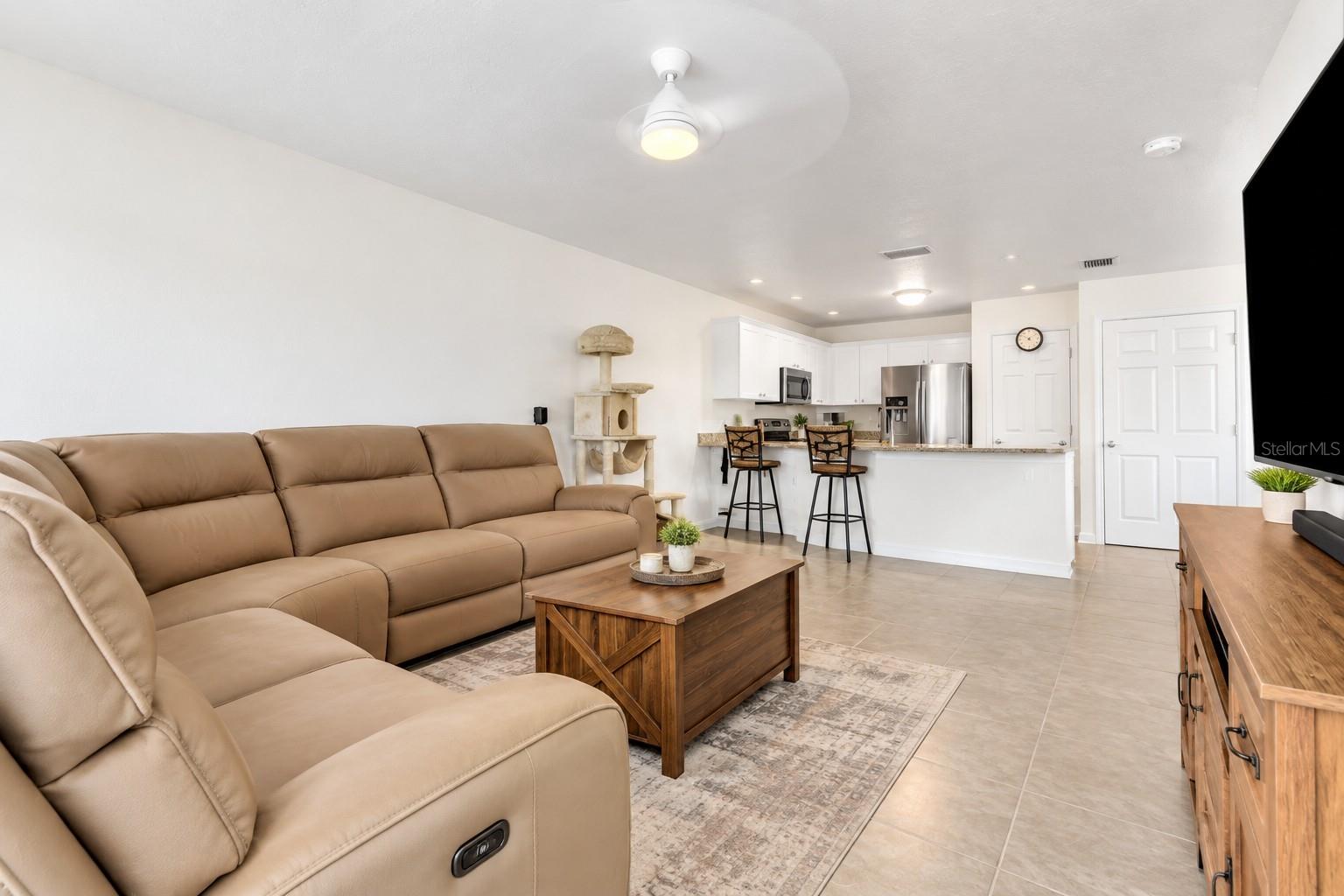 405/407 NE 24TH AVE