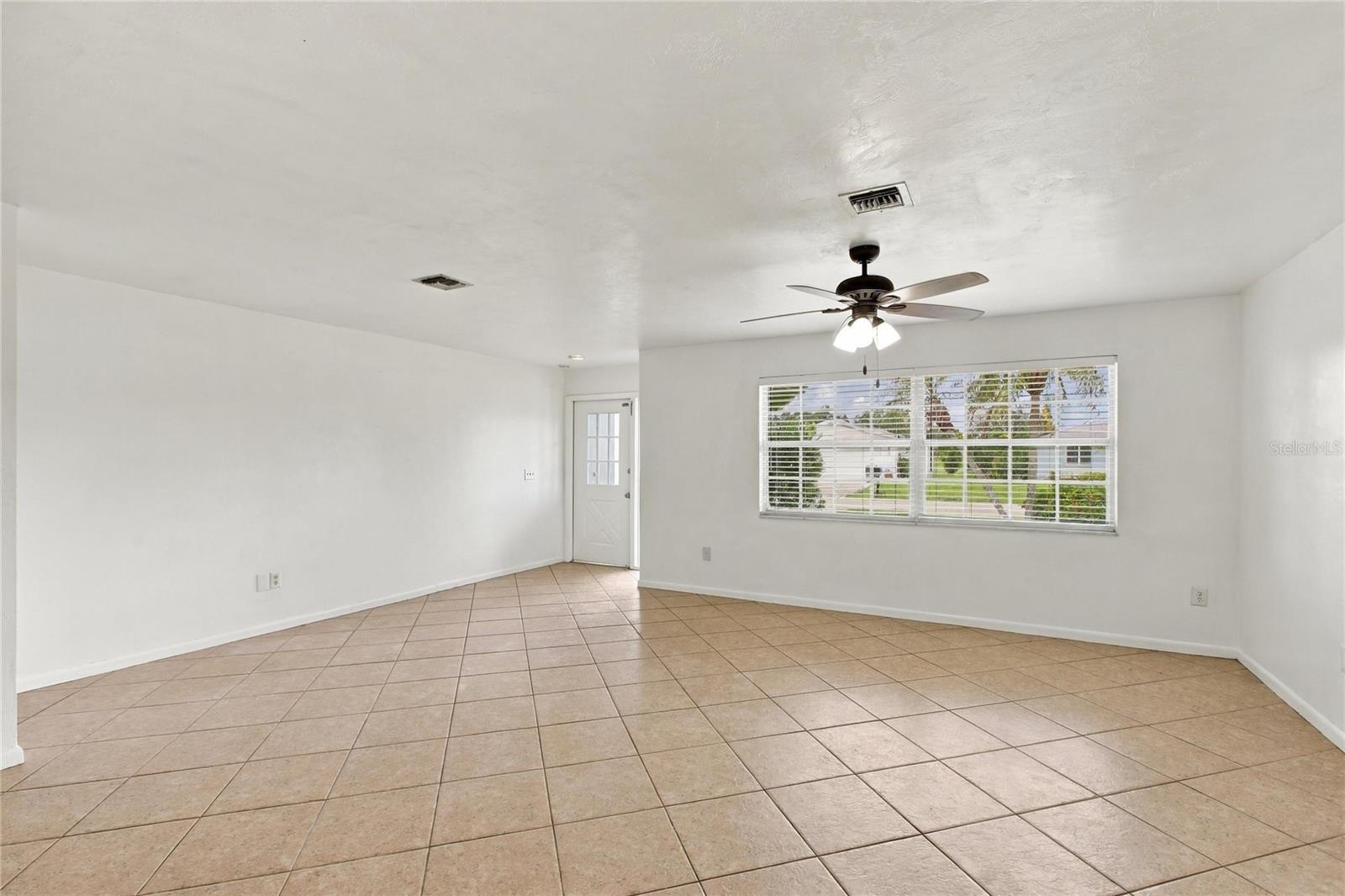 7402 SEA ISLAND RD