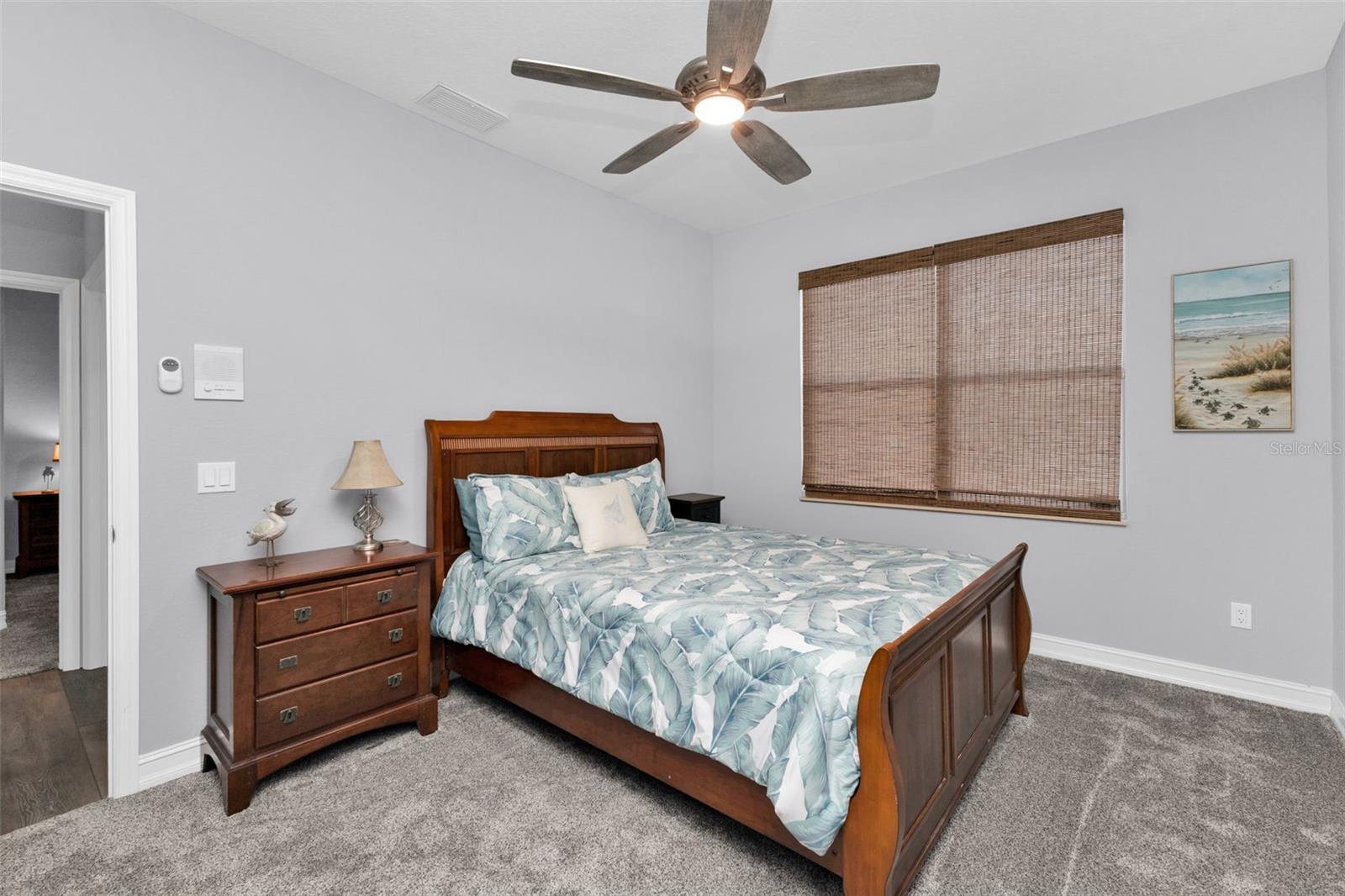 360 CAPRI ISLES CT