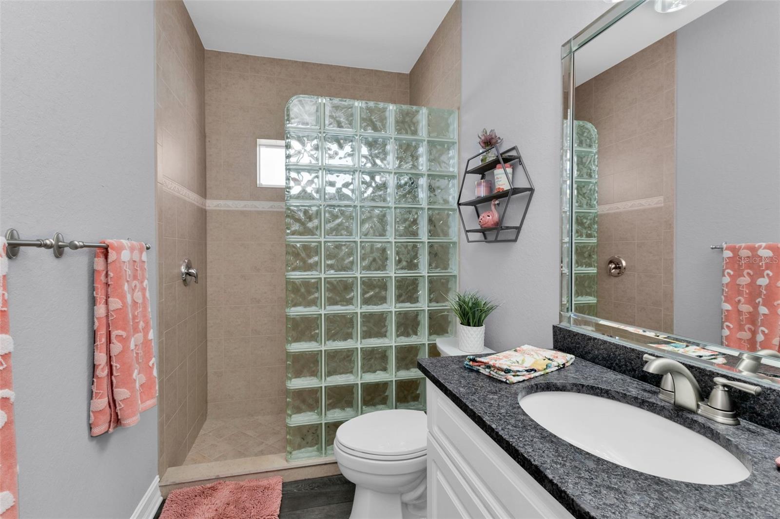 360 CAPRI ISLES CT