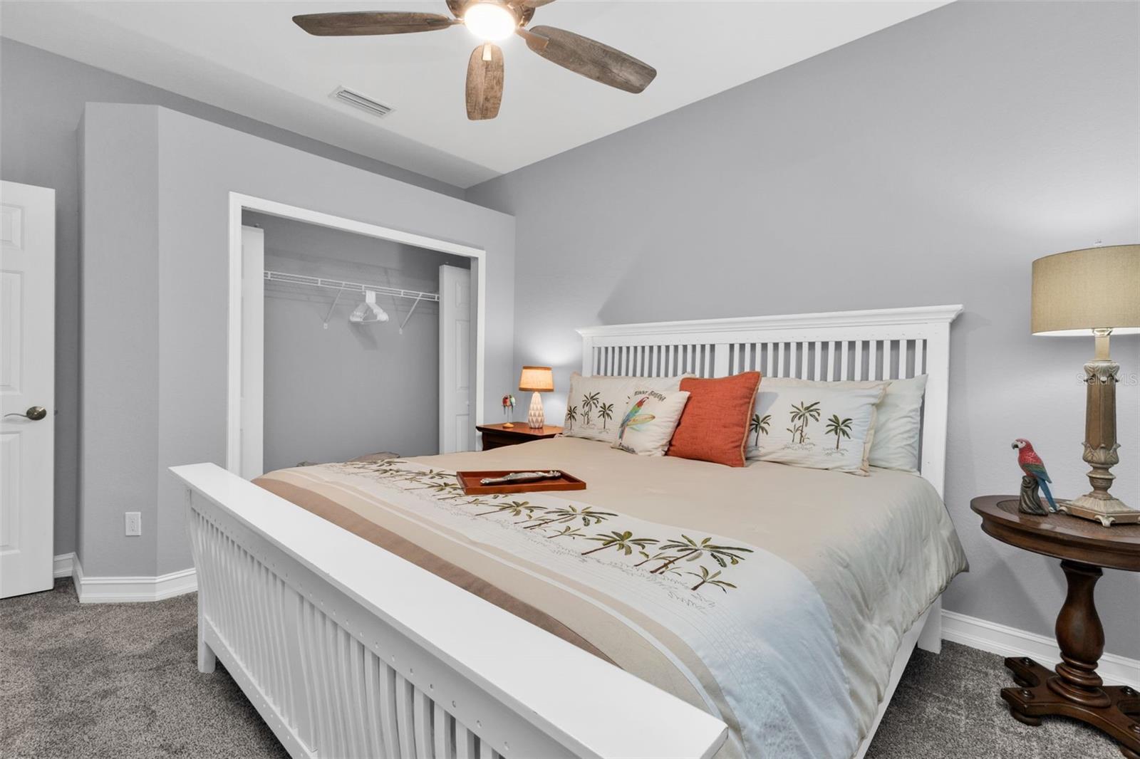 360 CAPRI ISLES CT