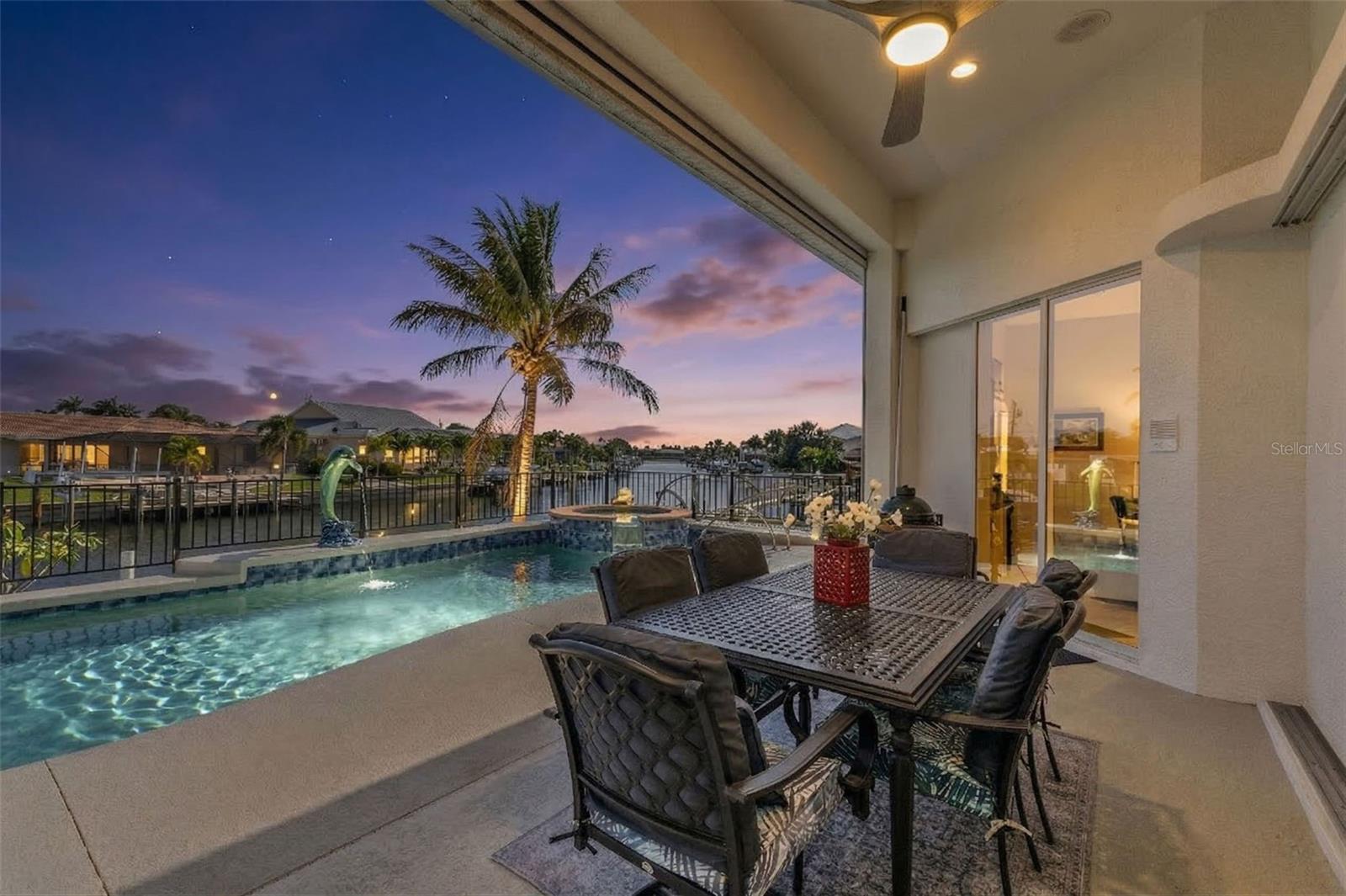 360 CAPRI ISLES CT