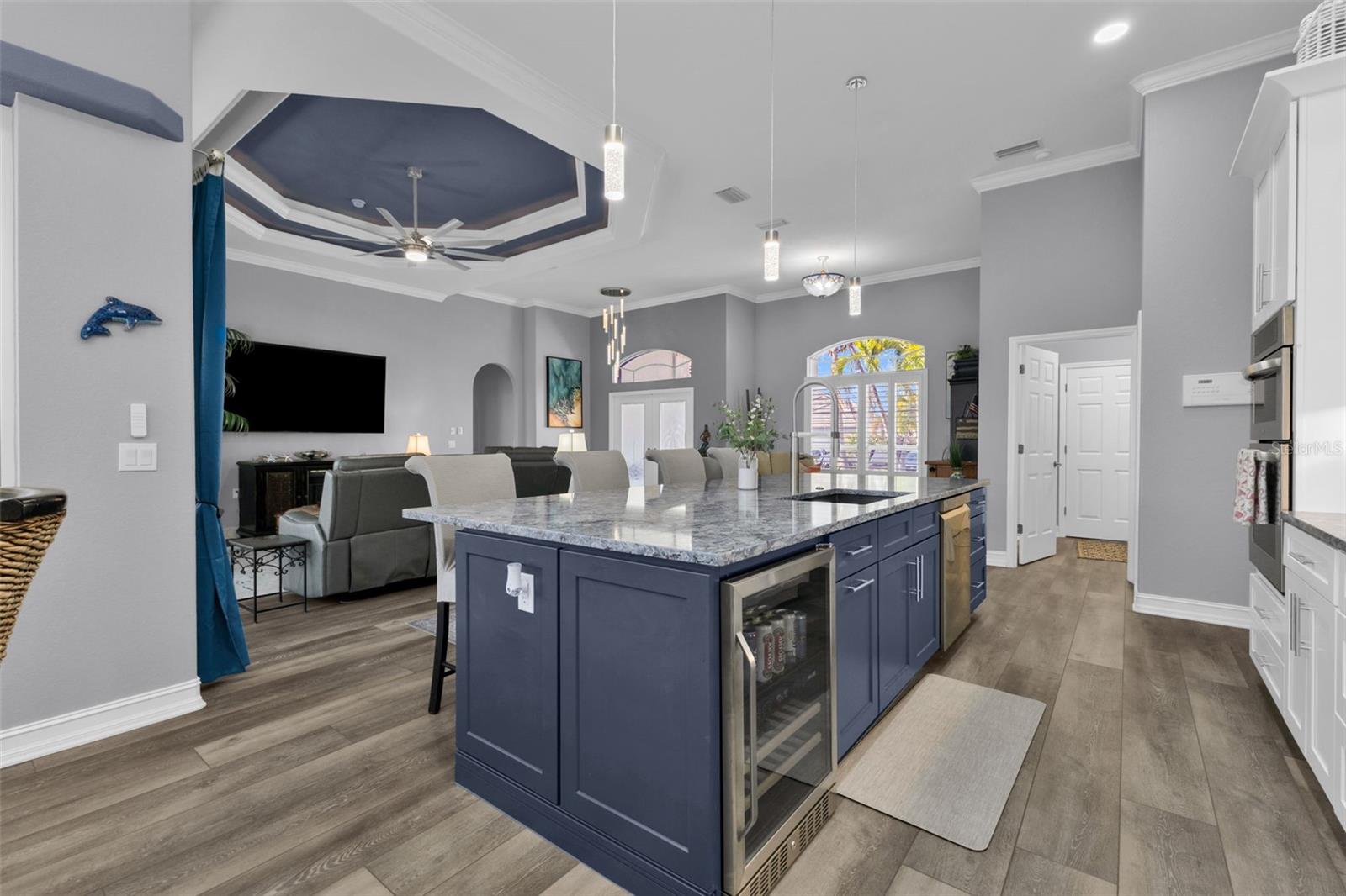 360 CAPRI ISLES CT