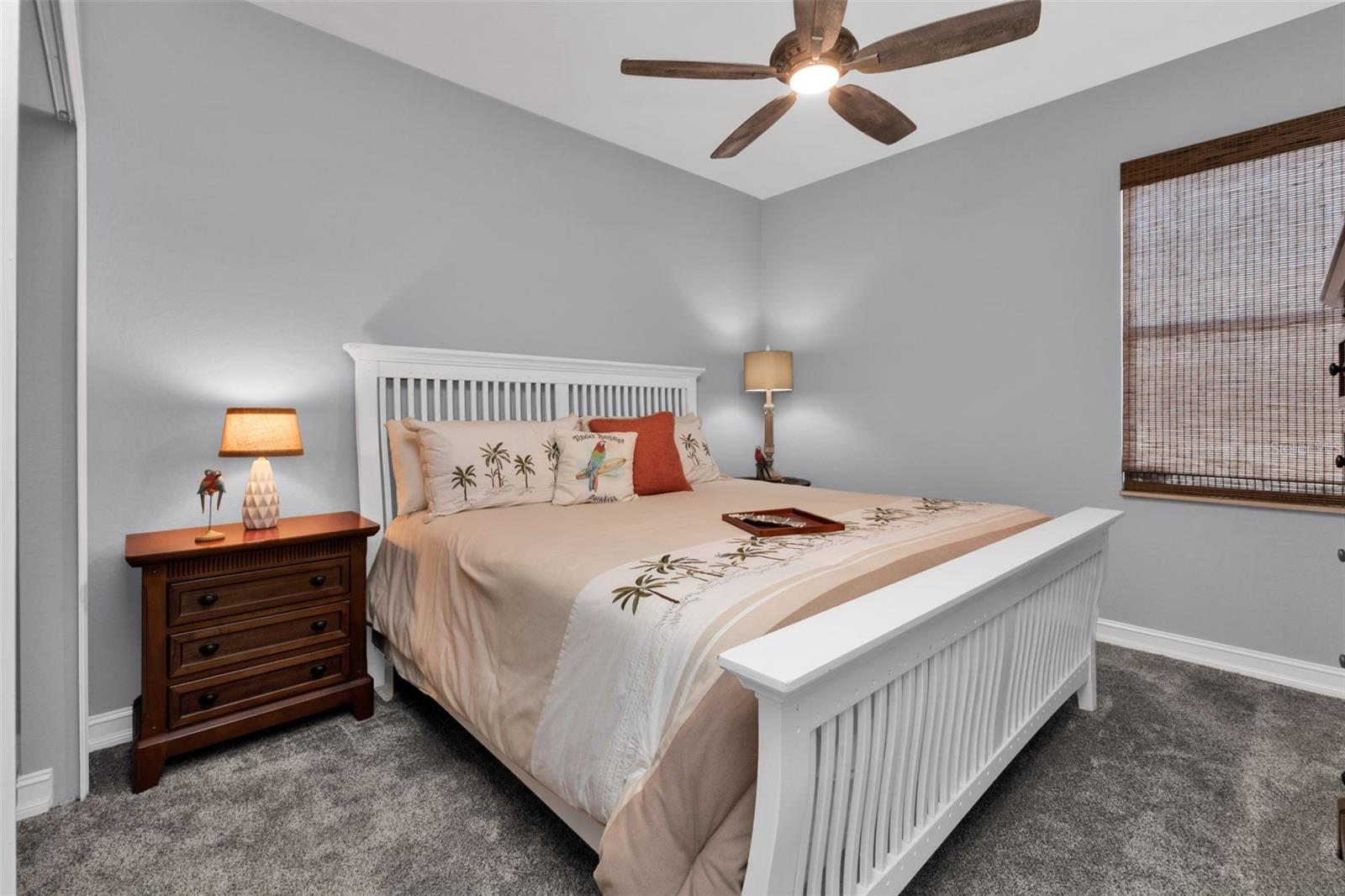 360 CAPRI ISLES CT
