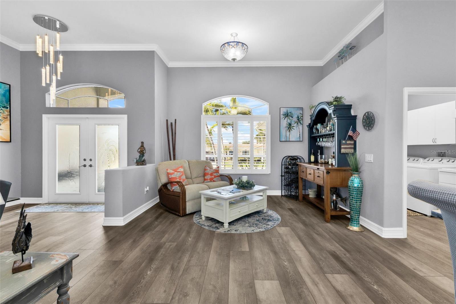 360 CAPRI ISLES CT