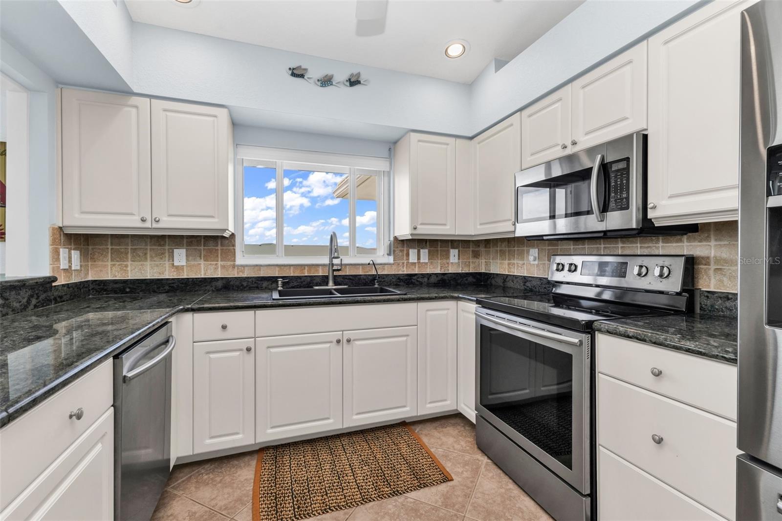 1250 W MARION AVE #141