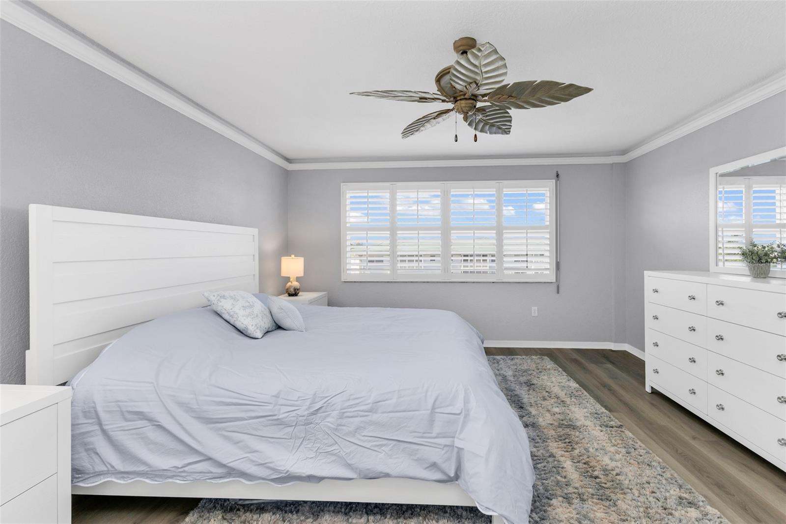 1250 W MARION AVE #141