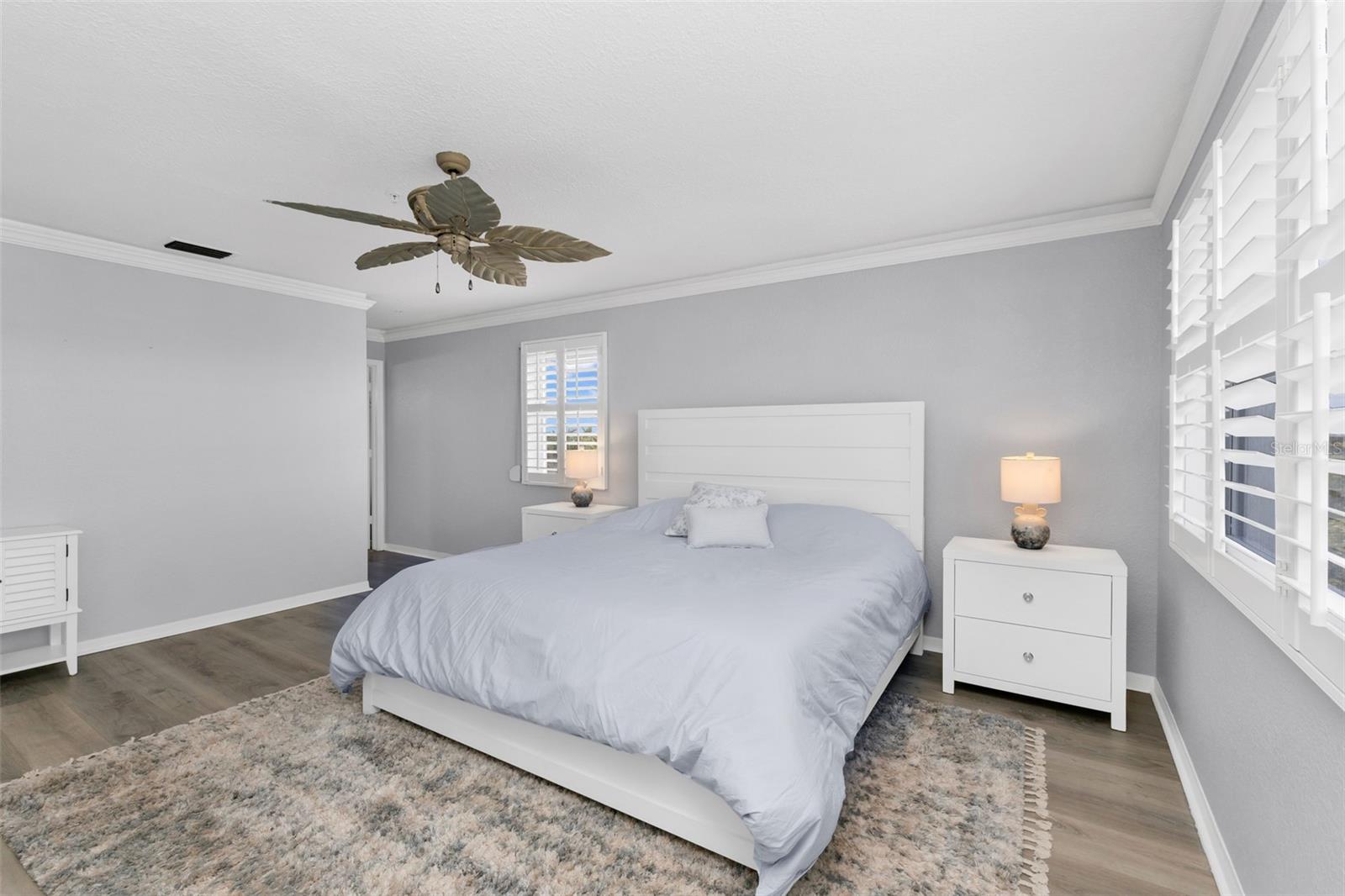 1250 W MARION AVE #141