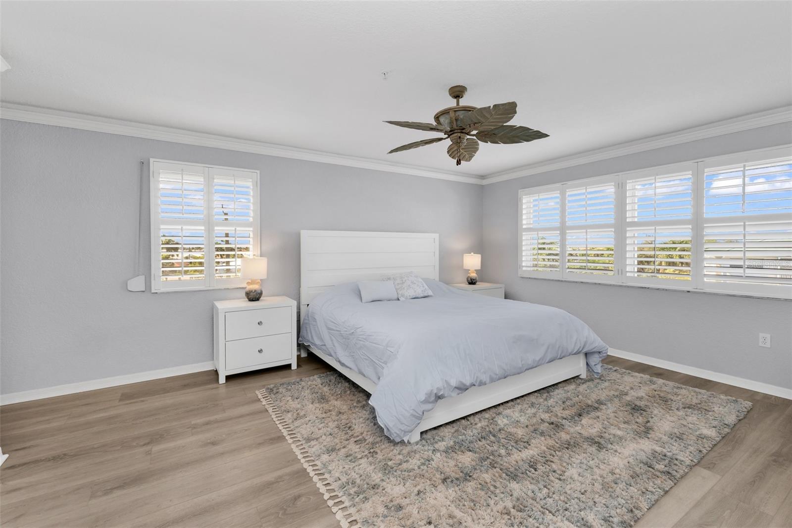 1250 W MARION AVE #141