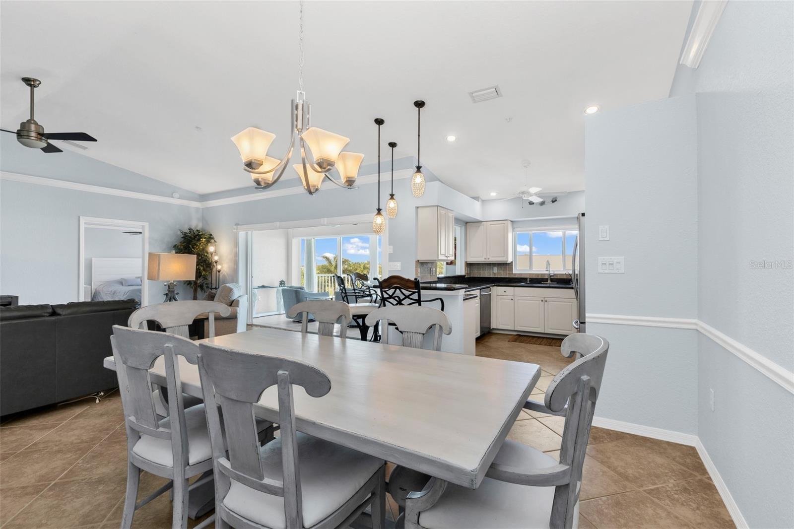 1250 W MARION AVE #141
