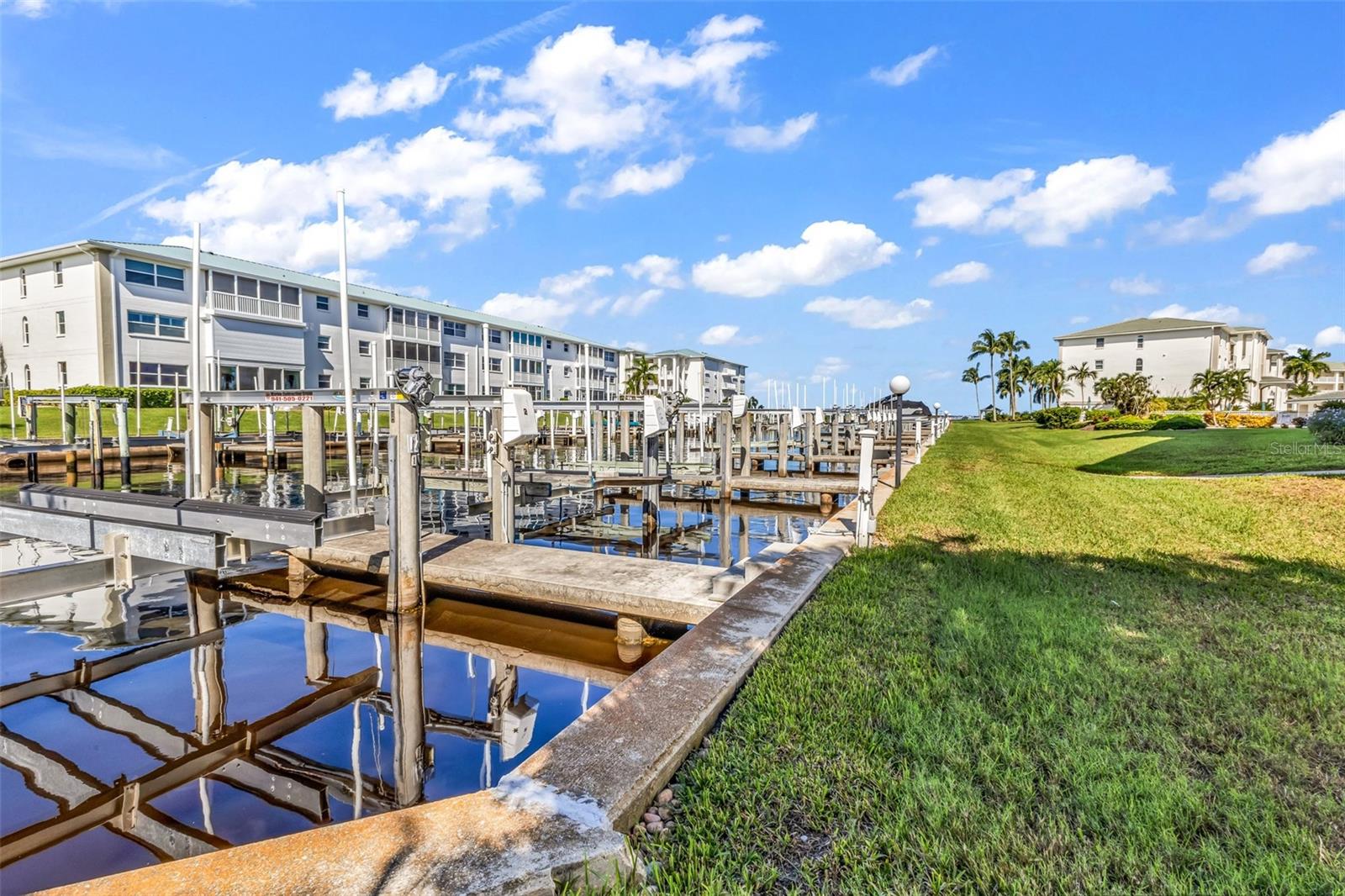 1250 W MARION AVE #141