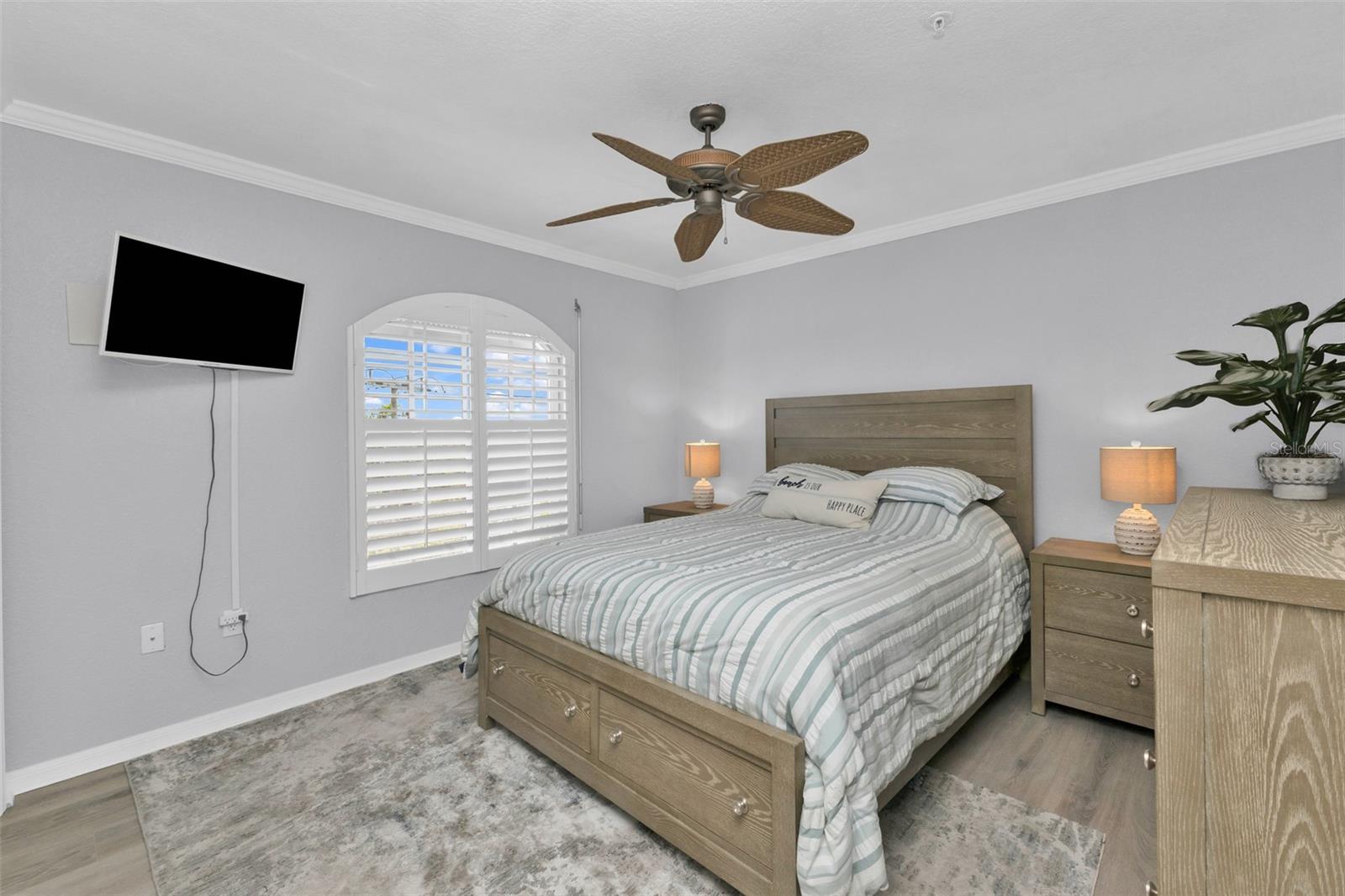 1250 W MARION AVE #141