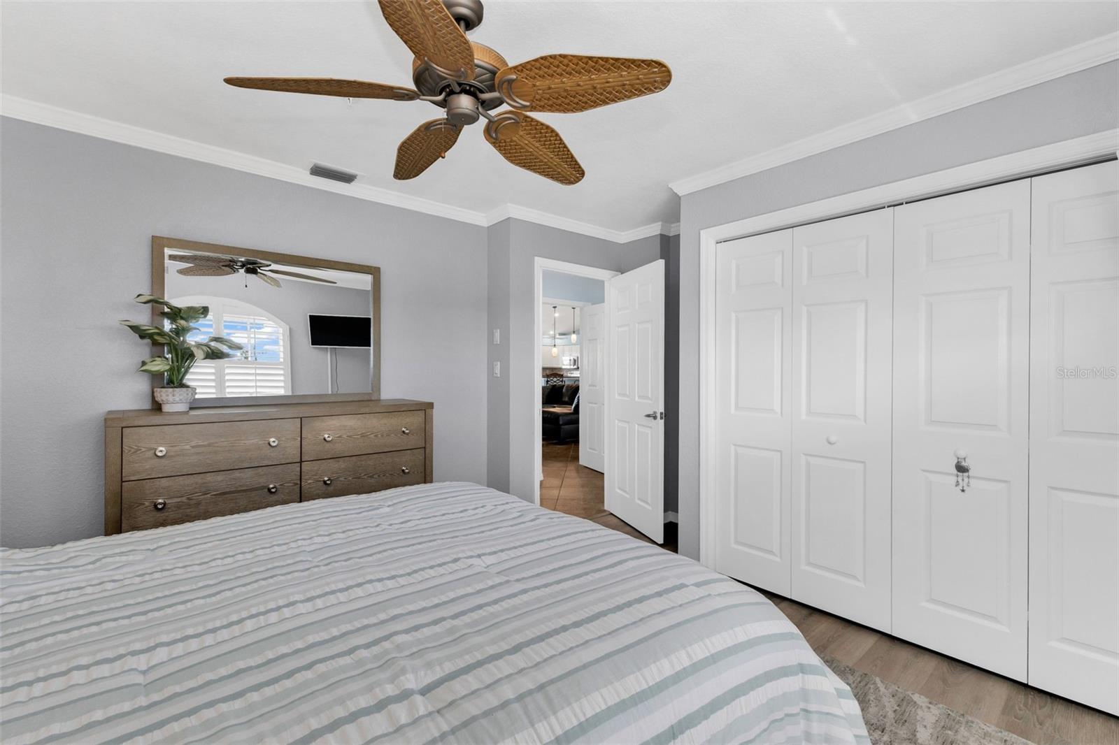1250 W MARION AVE #141