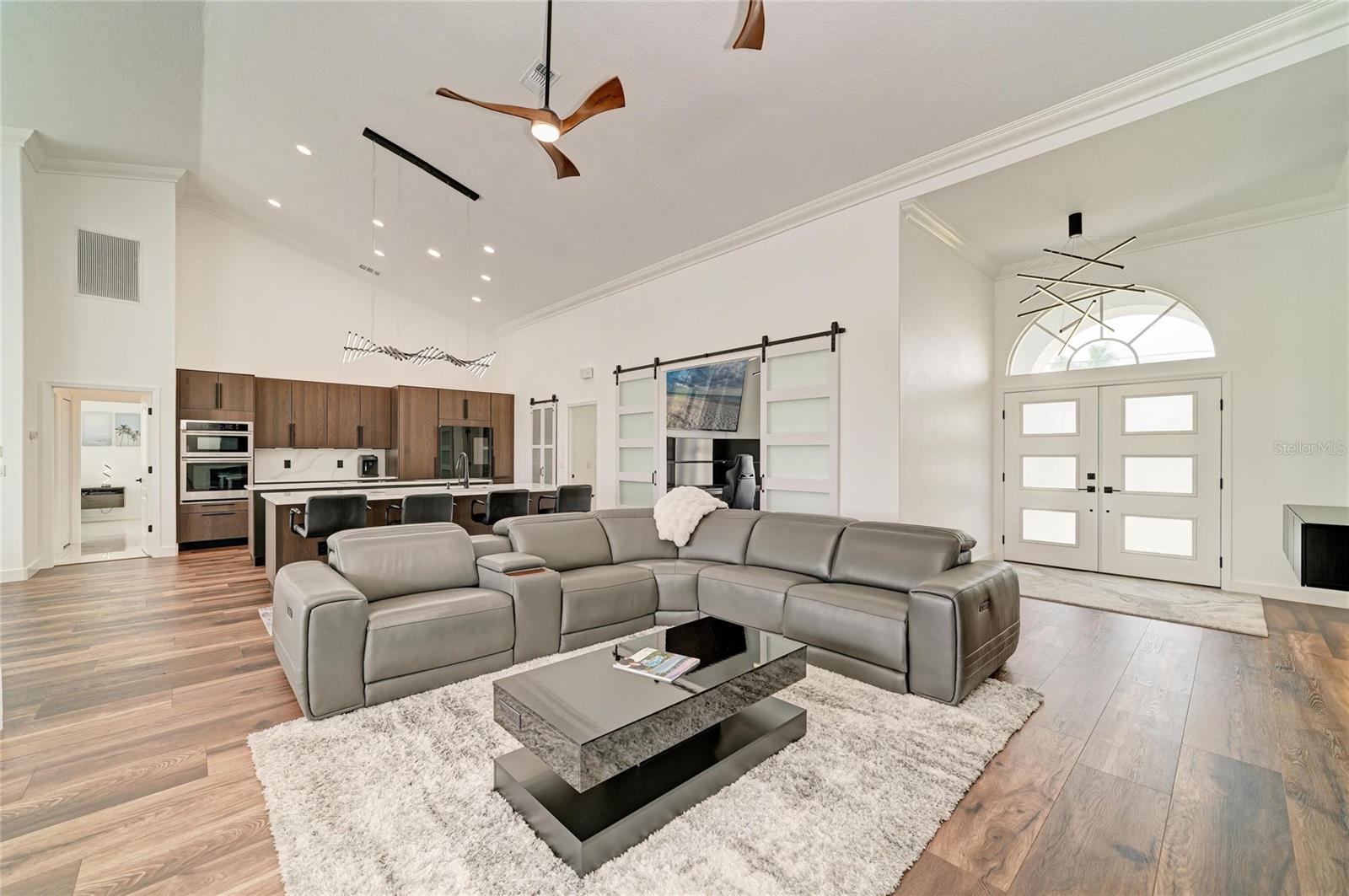2045 PADRE ISLAND DR