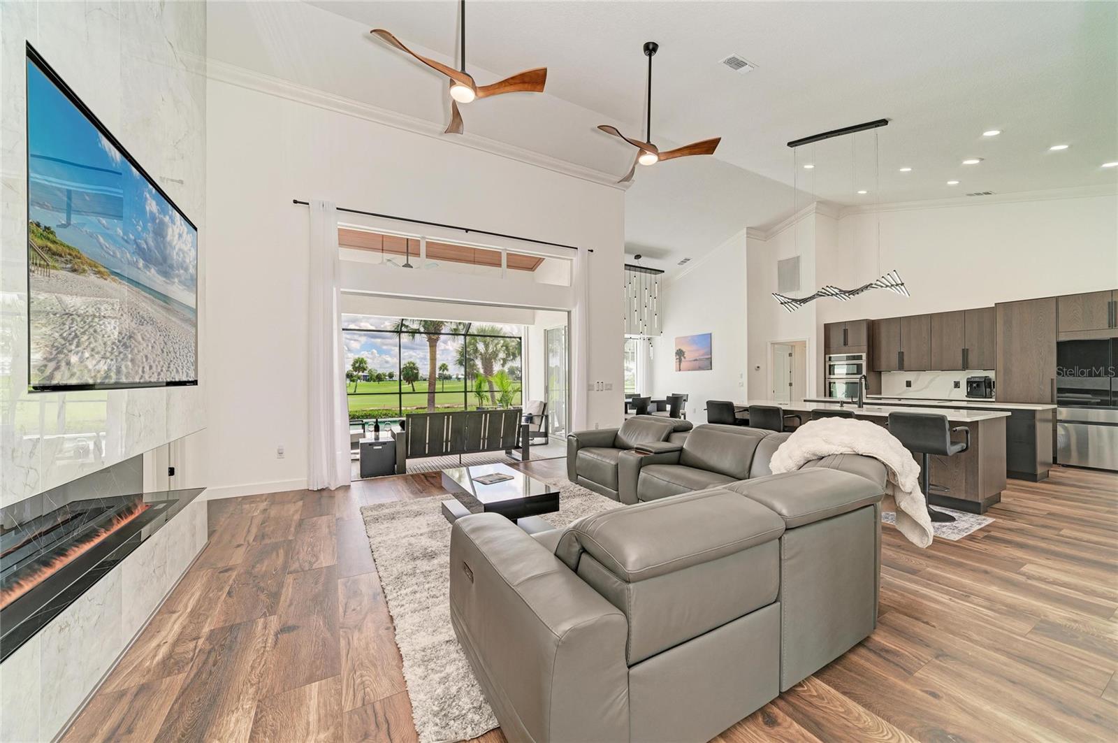 2045 PADRE ISLAND DR