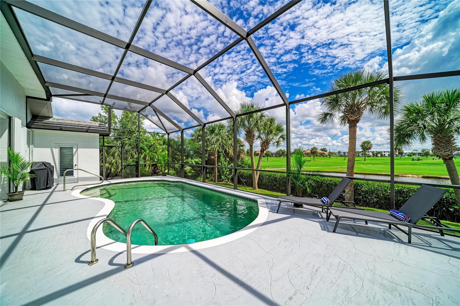 2045 PADRE ISLAND DR