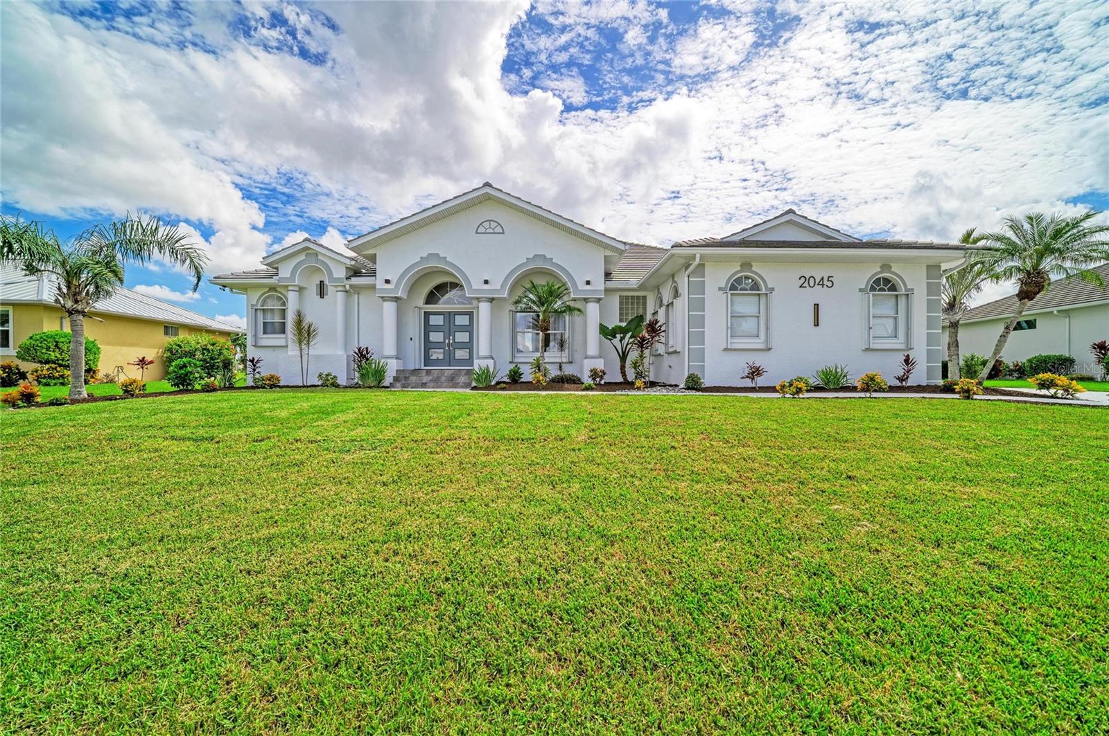 2045 PADRE ISLAND DR