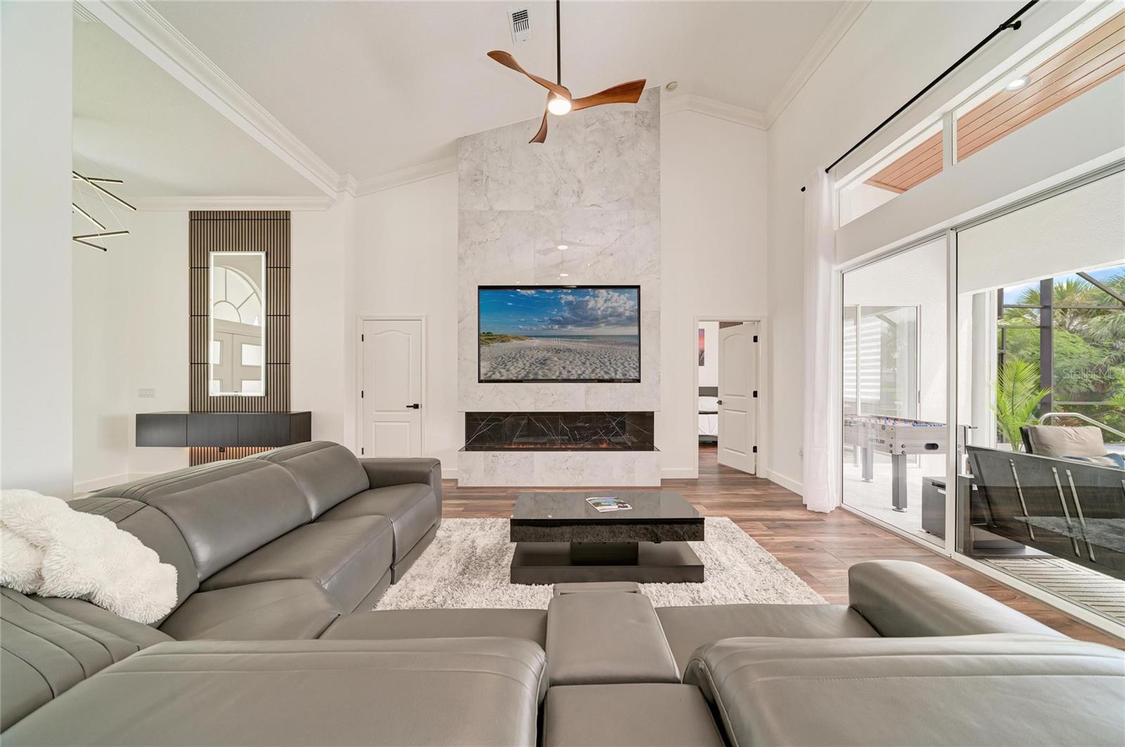 2045 PADRE ISLAND DR
