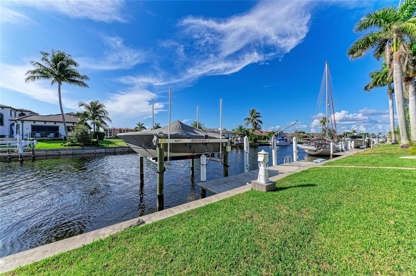 2839 CORAL WAY