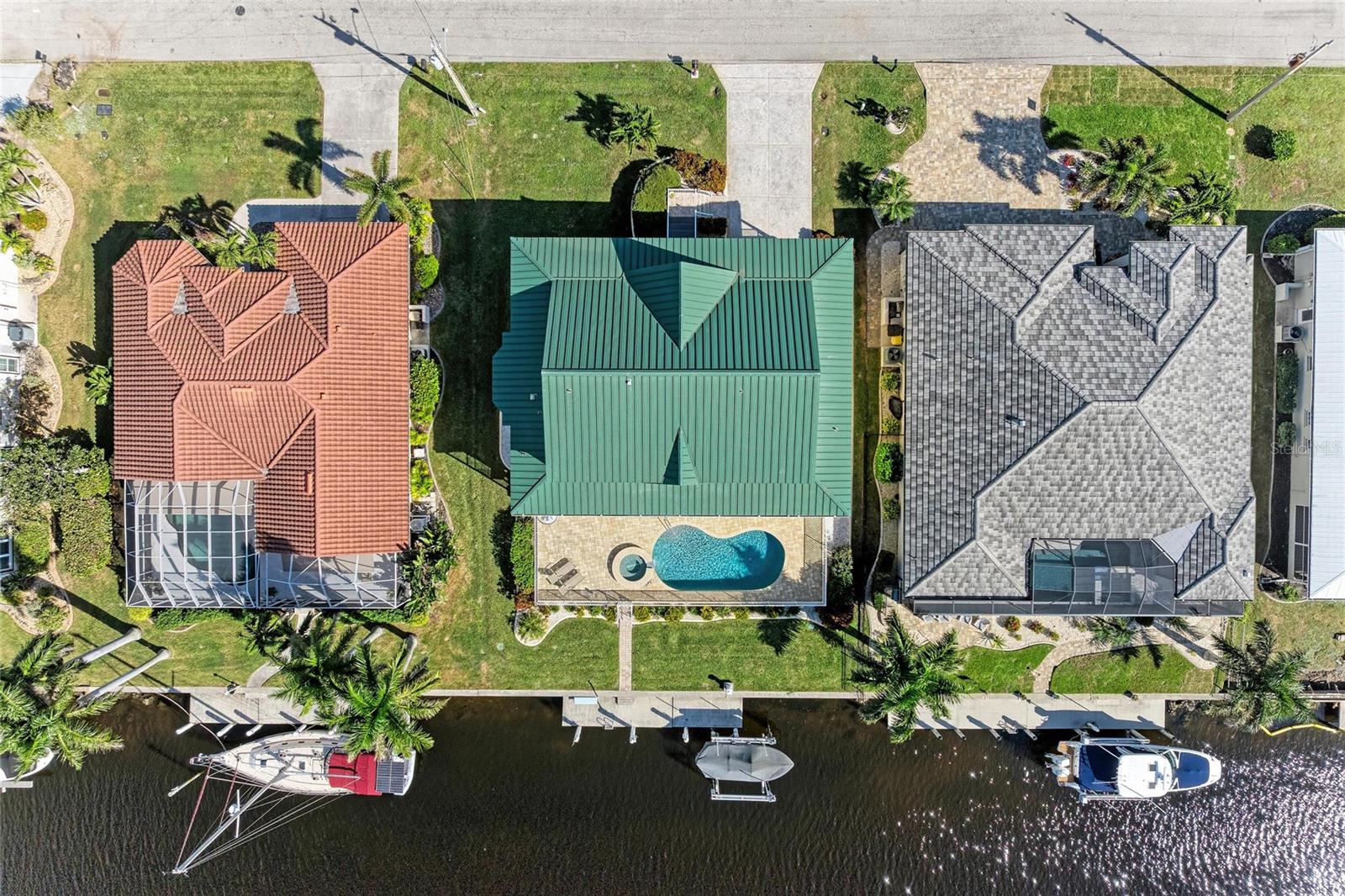 2839 CORAL WAY