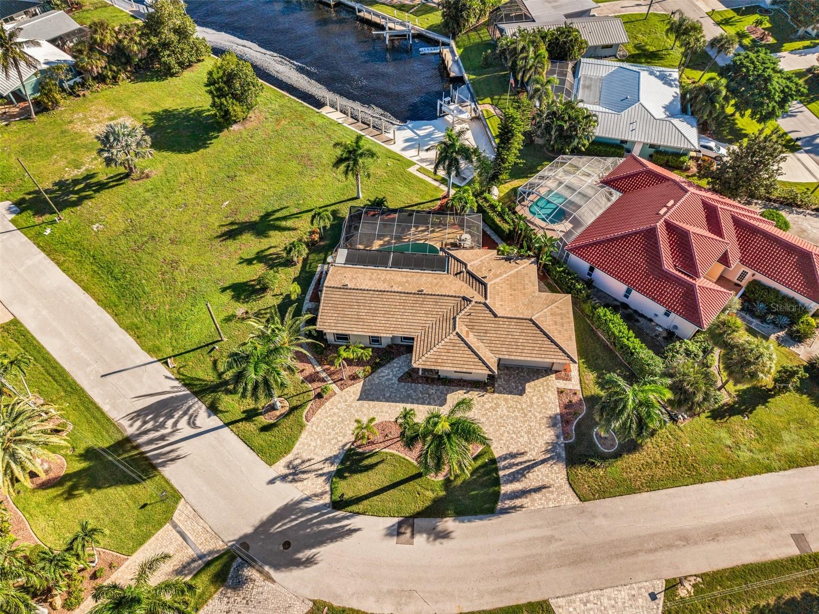 84 OCEAN DR