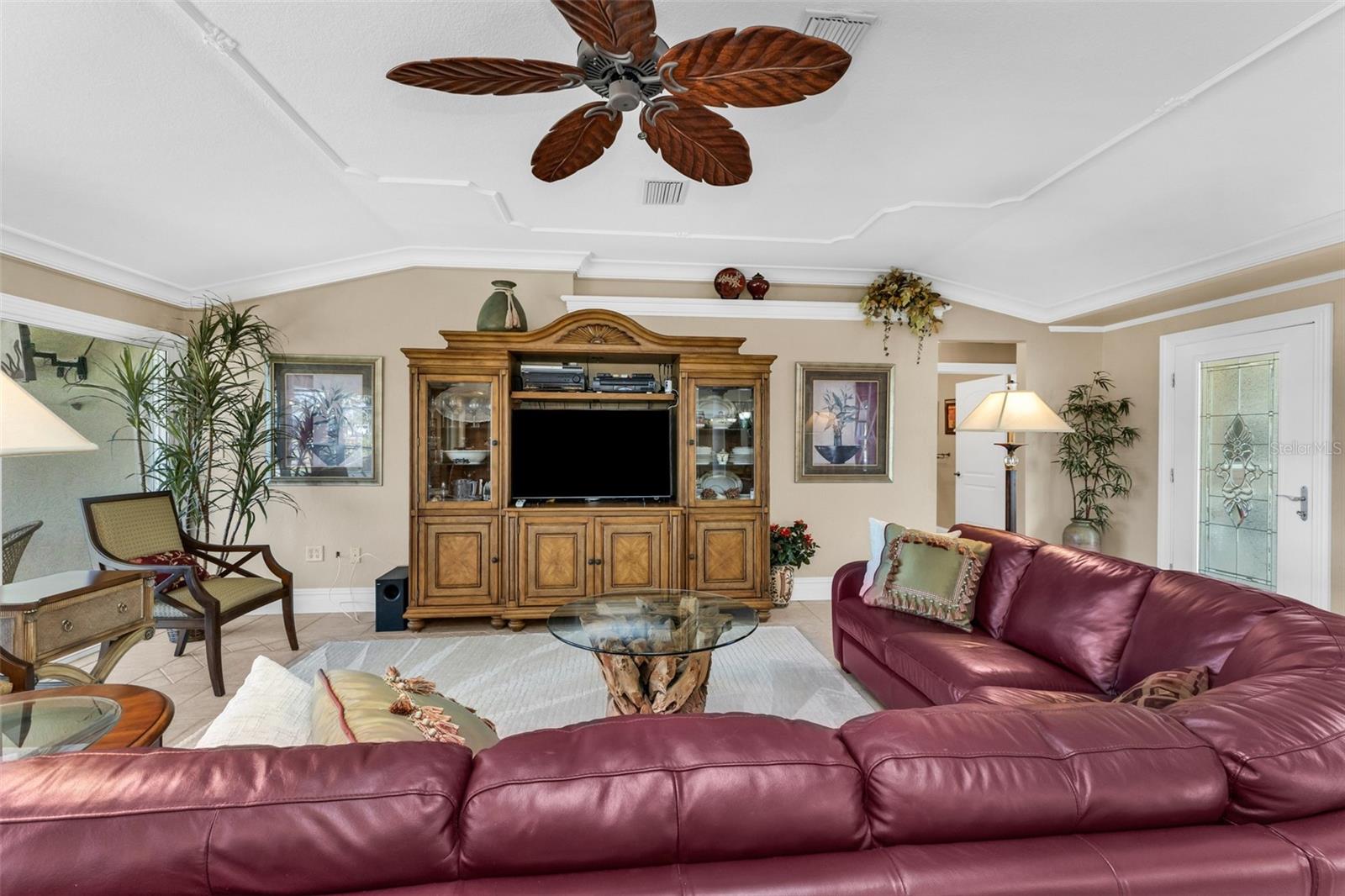 84 OCEAN DR