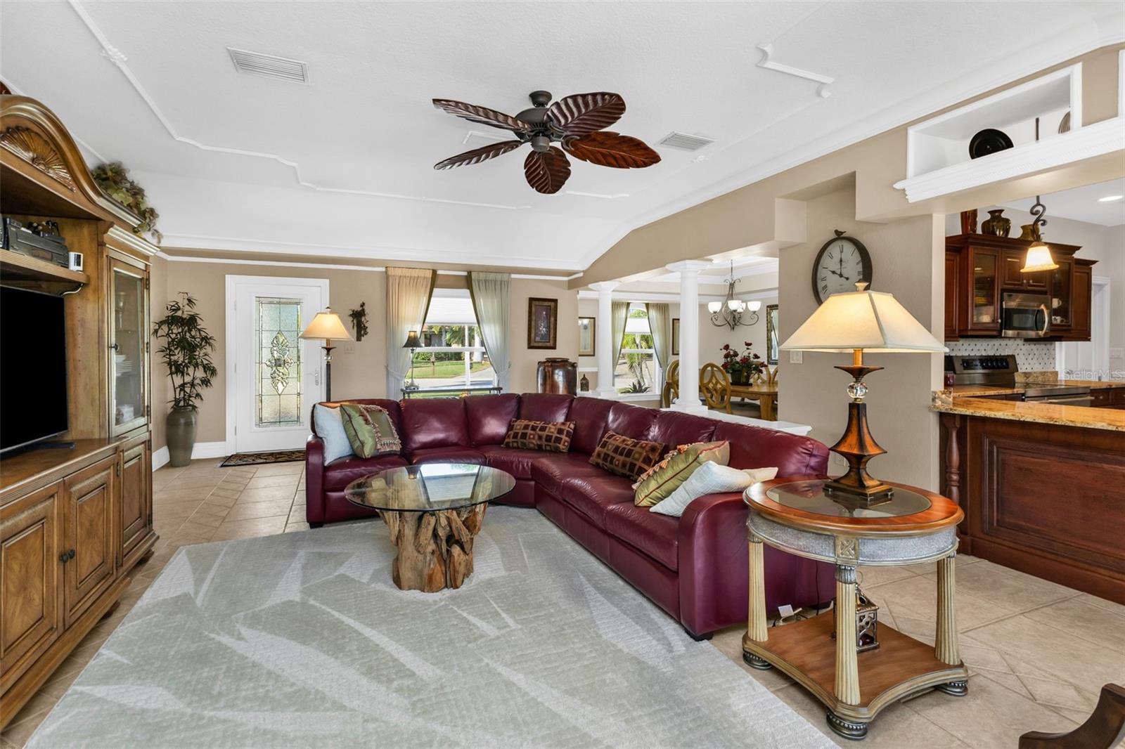 84 OCEAN DR