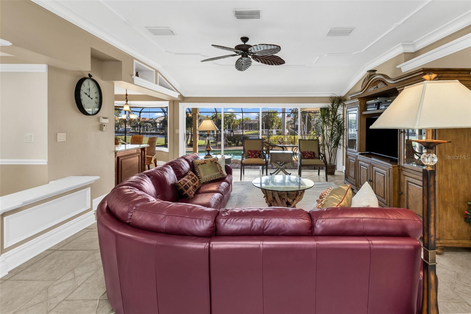 84 OCEAN DR