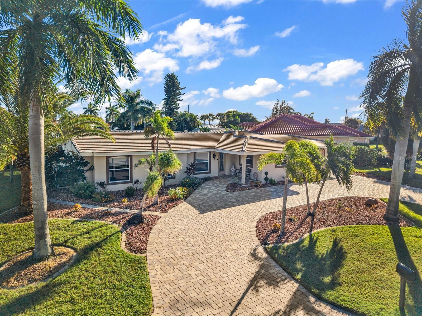 84 OCEAN DR