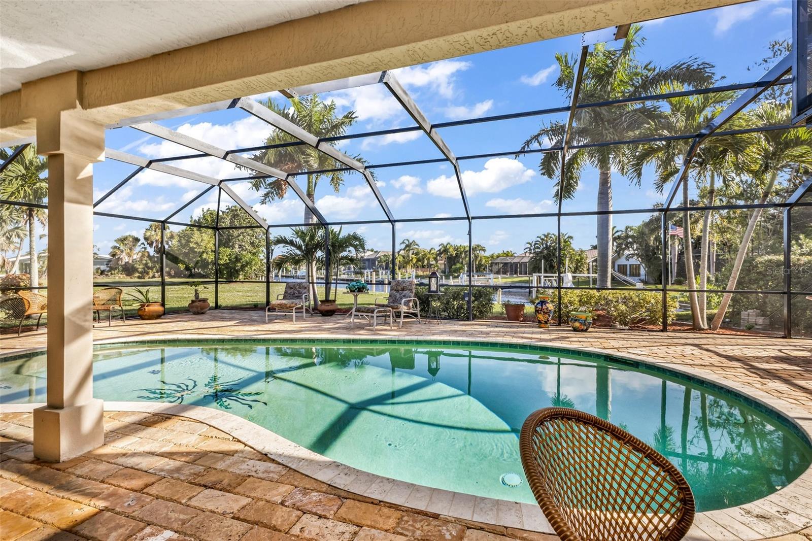 84 OCEAN DR