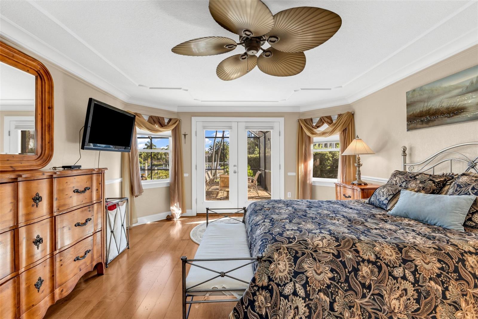 84 OCEAN DR