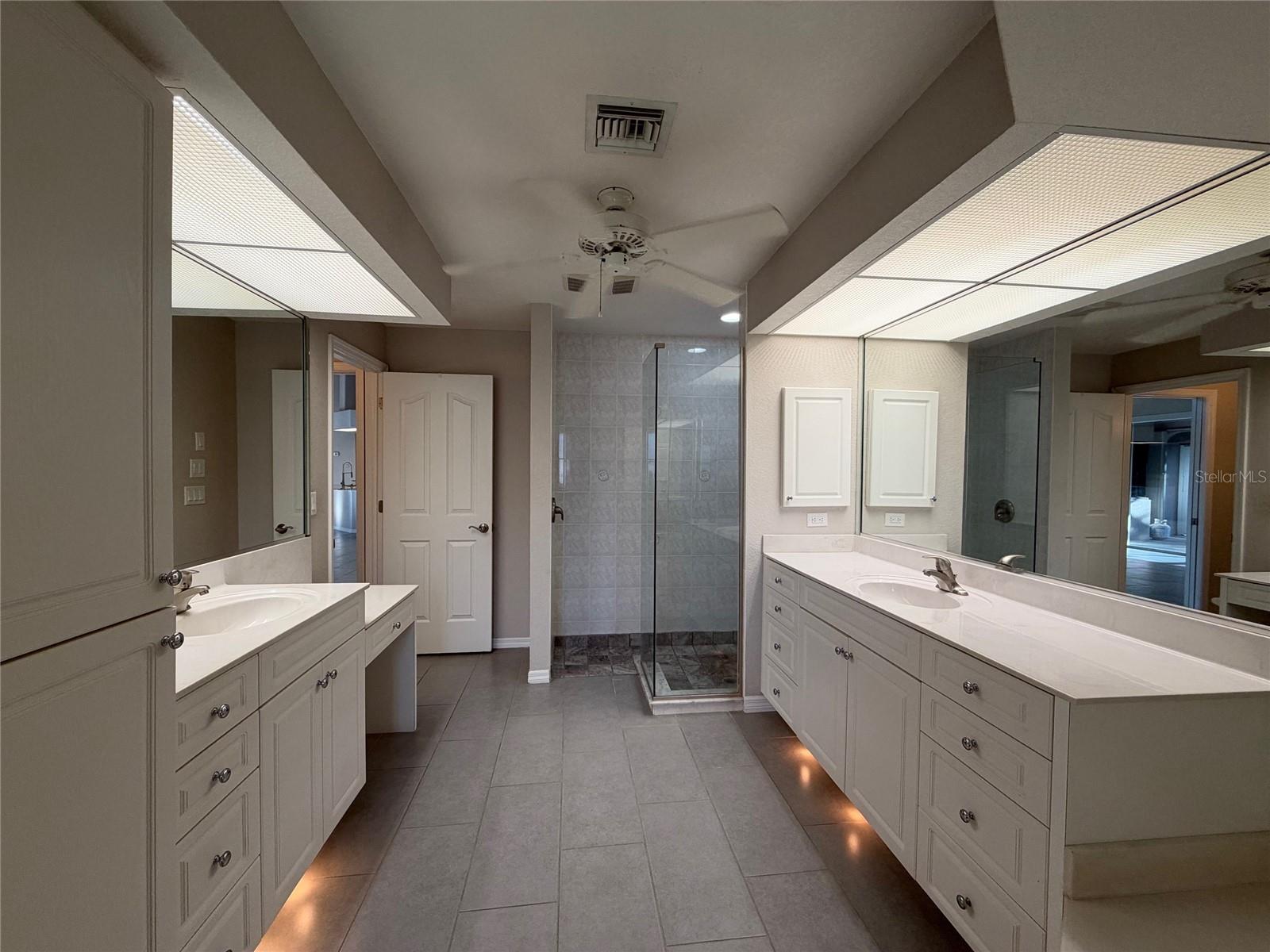 211 ANTOFAGASTA ST