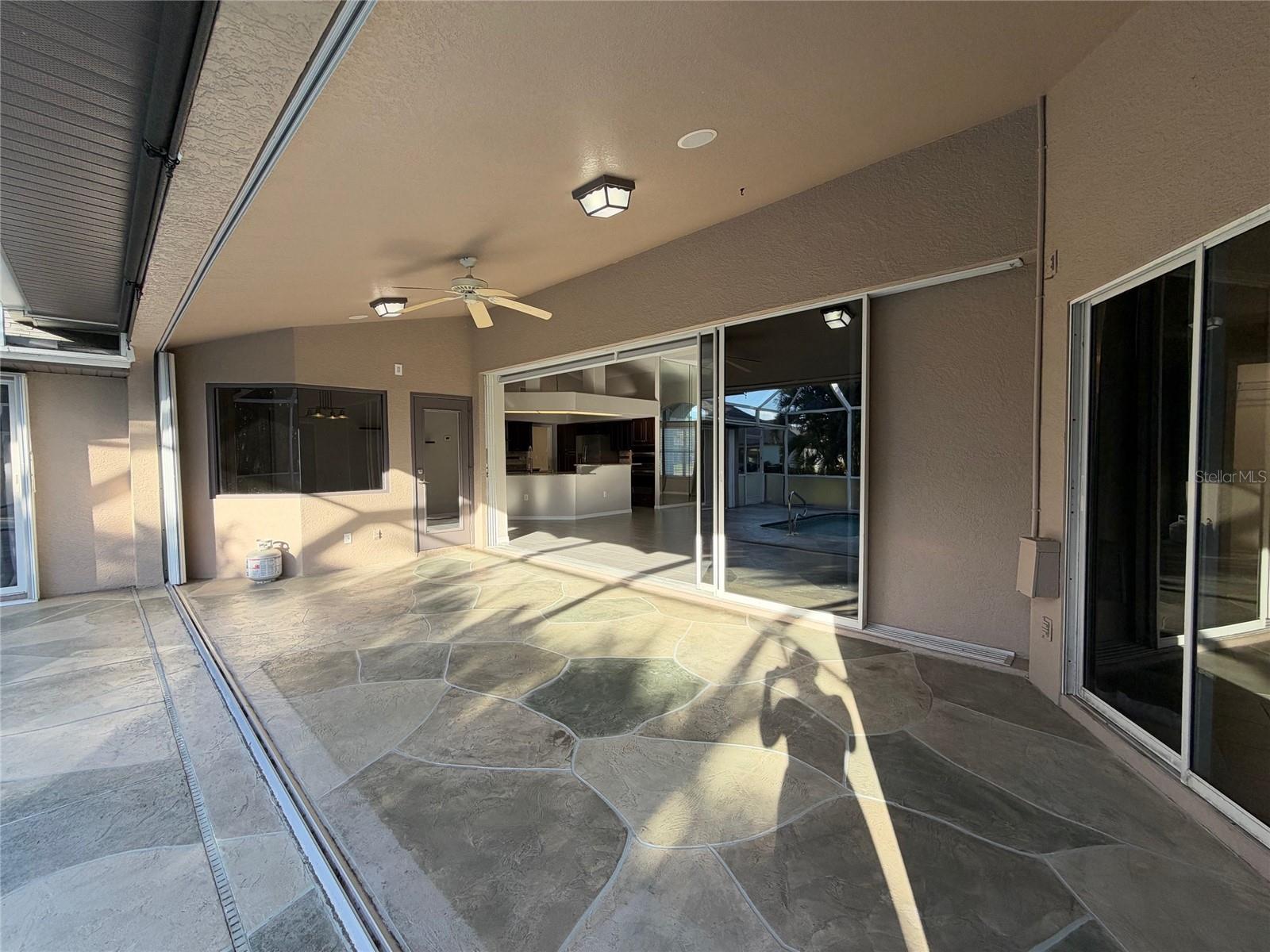 211 ANTOFAGASTA ST