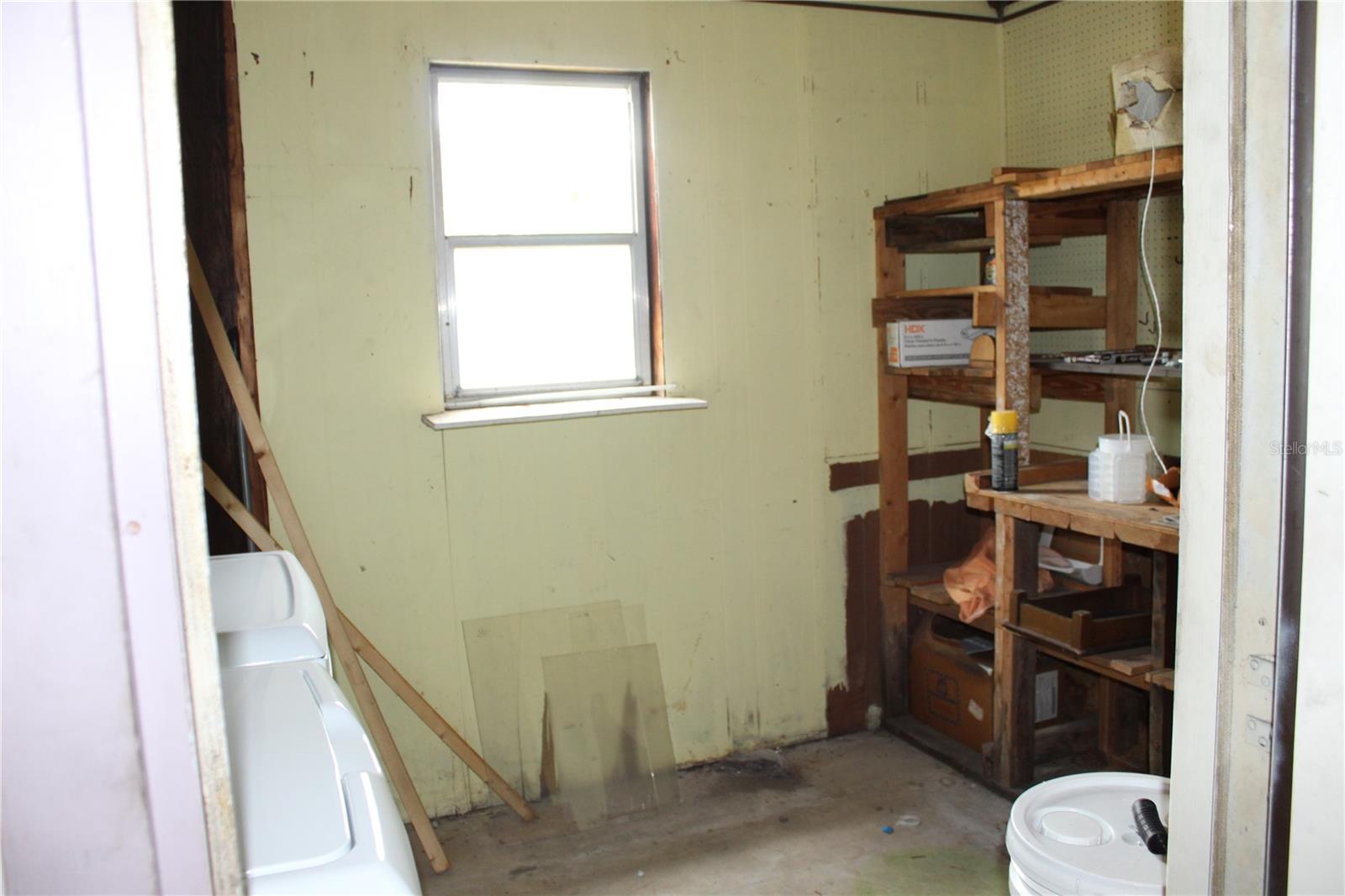 20270 PEACHLAND BLVD