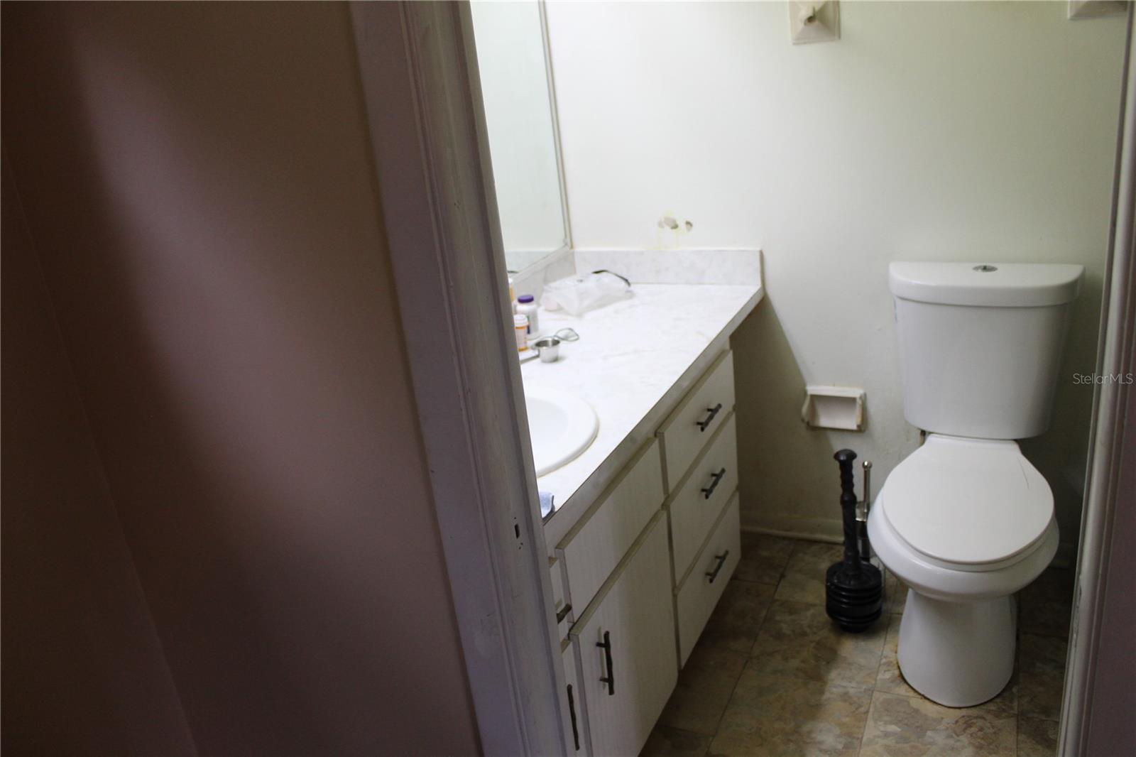 20270 PEACHLAND BLVD