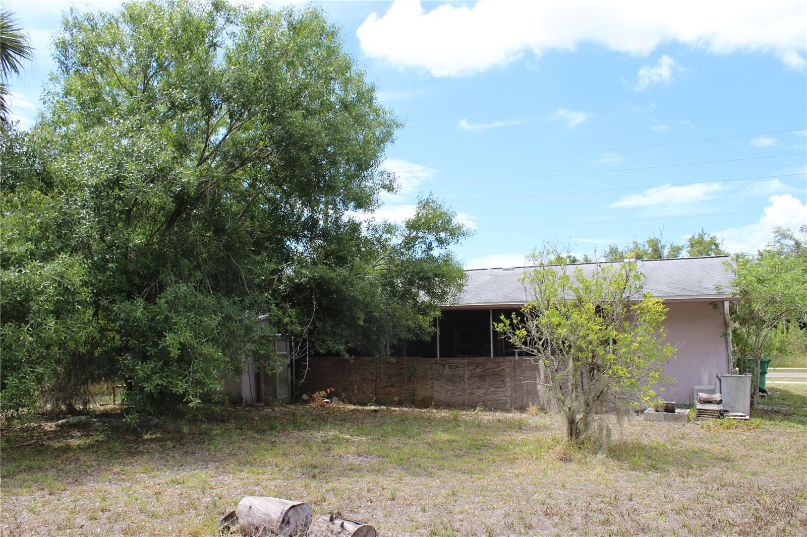 20270 PEACHLAND BLVD