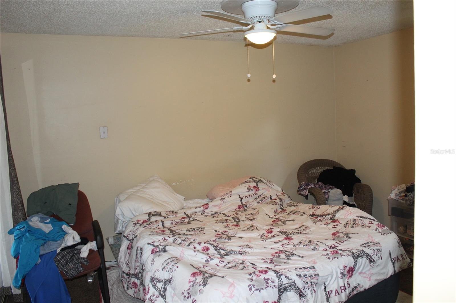 20270 PEACHLAND BLVD