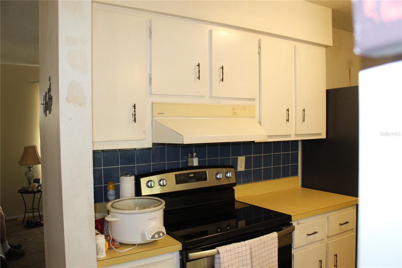 20270 PEACHLAND BLVD