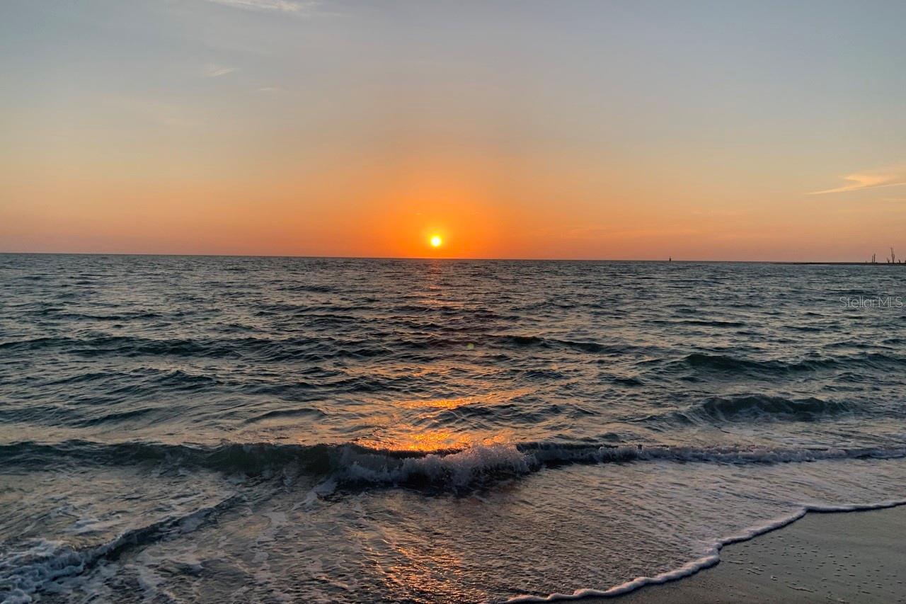 7478 PALM ISLAND DR #2611