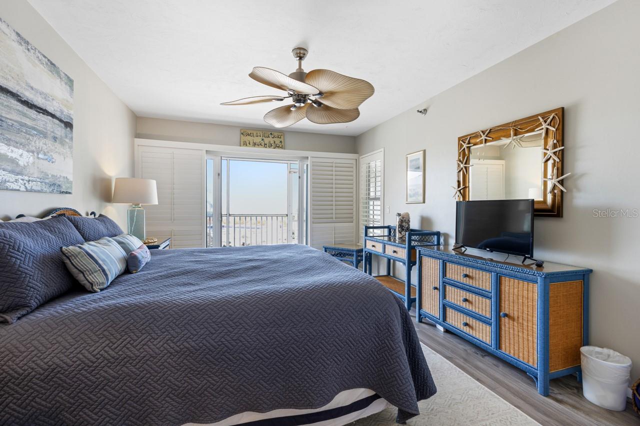 7478 PALM ISLAND DR #2611