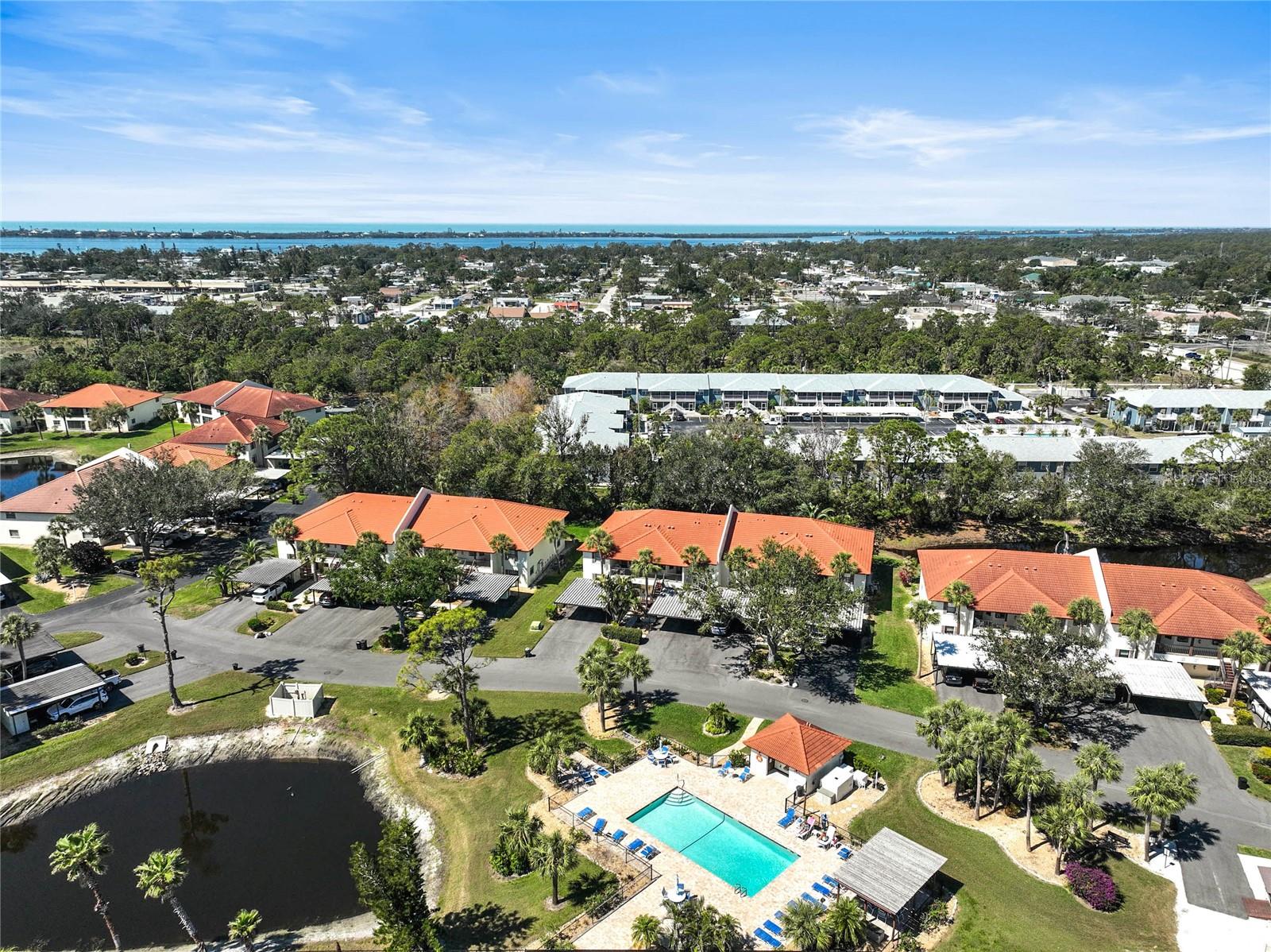 503 PINE HOLLOW CIR #503