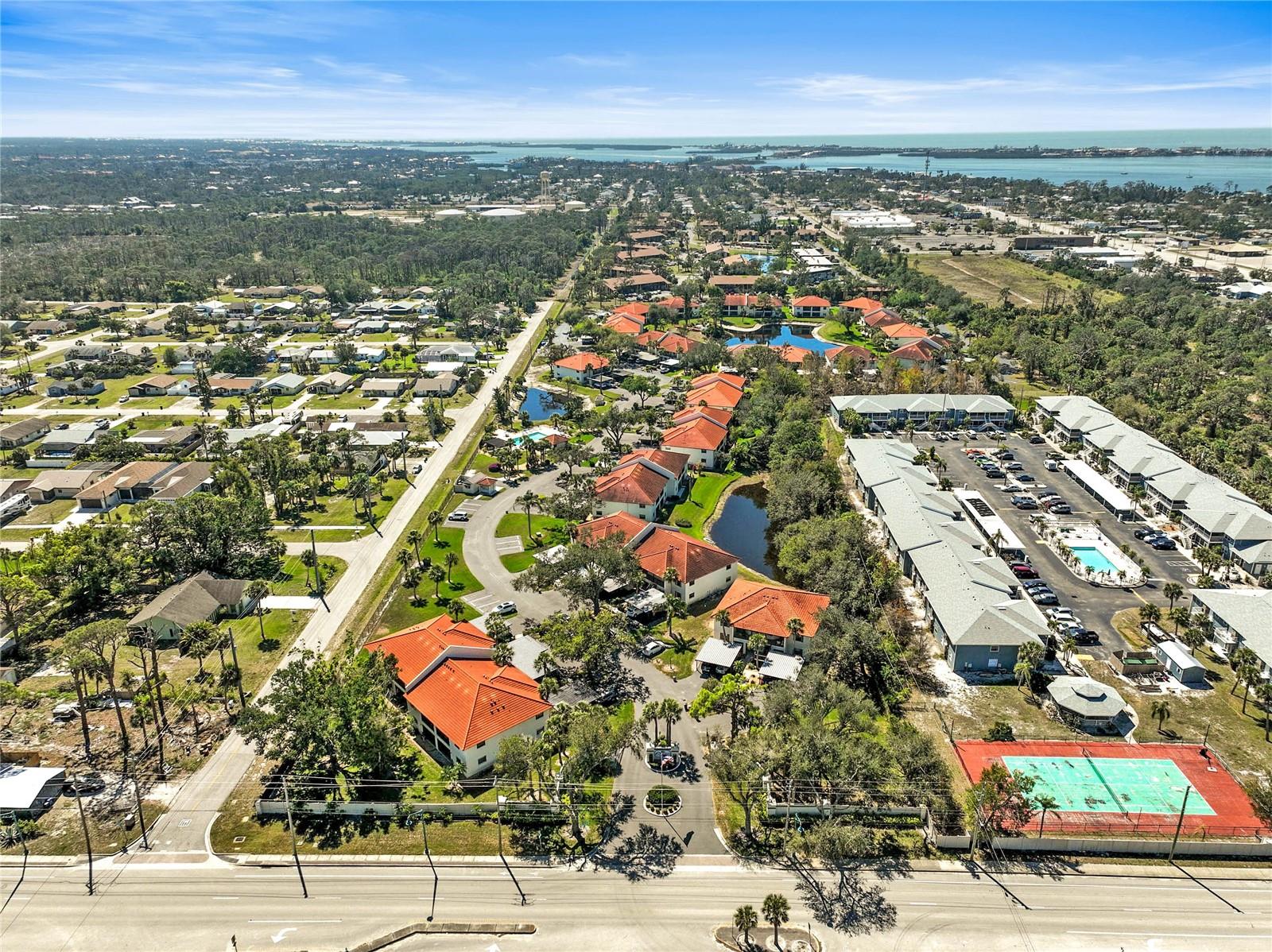 503 PINE HOLLOW CIR #503