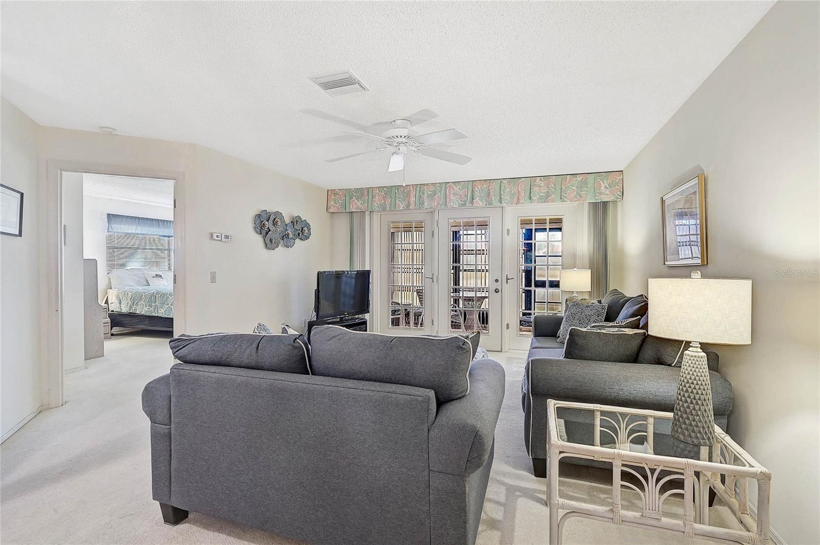 503 PINE HOLLOW CIR #503