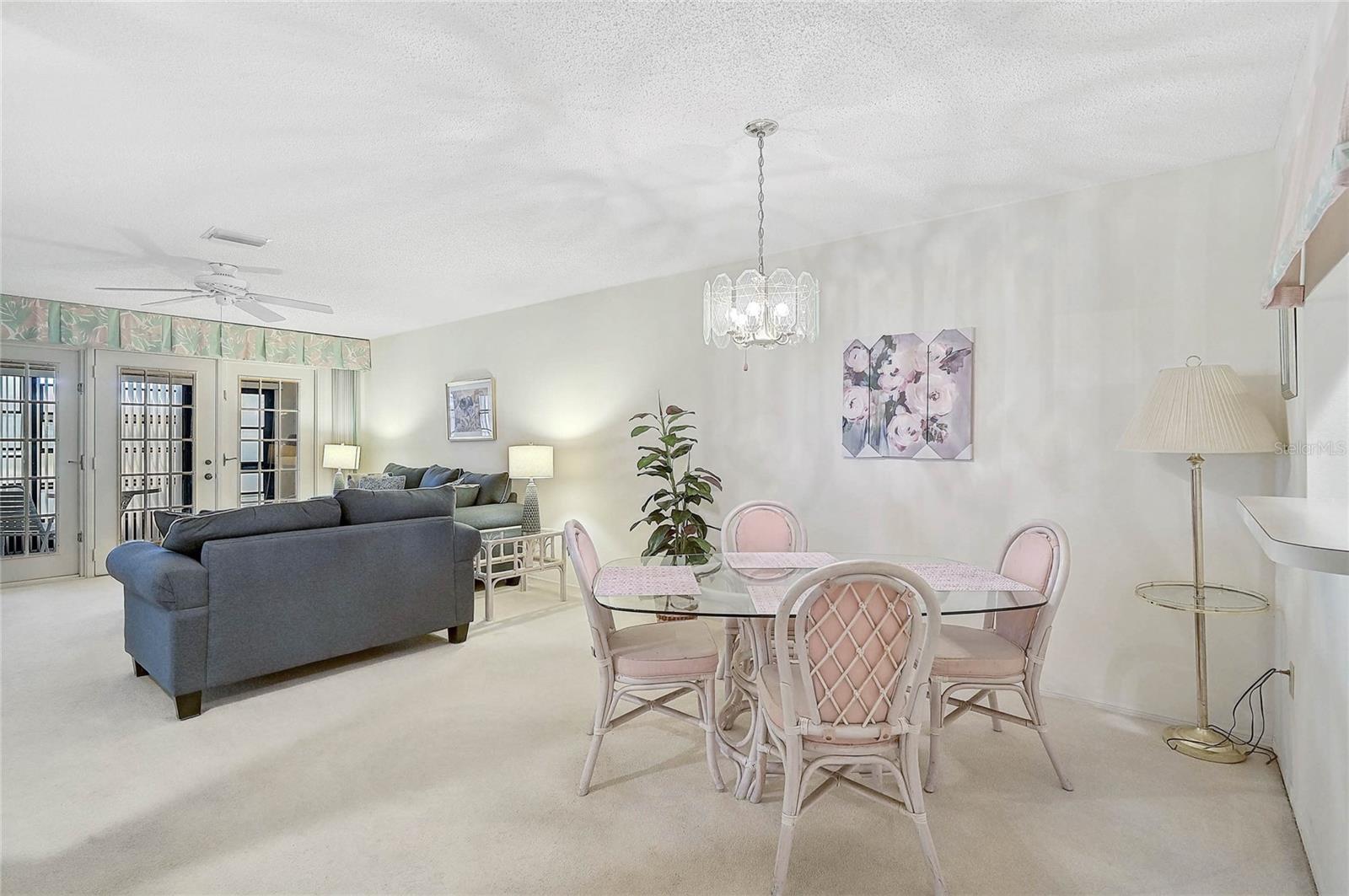 503 PINE HOLLOW CIR #503