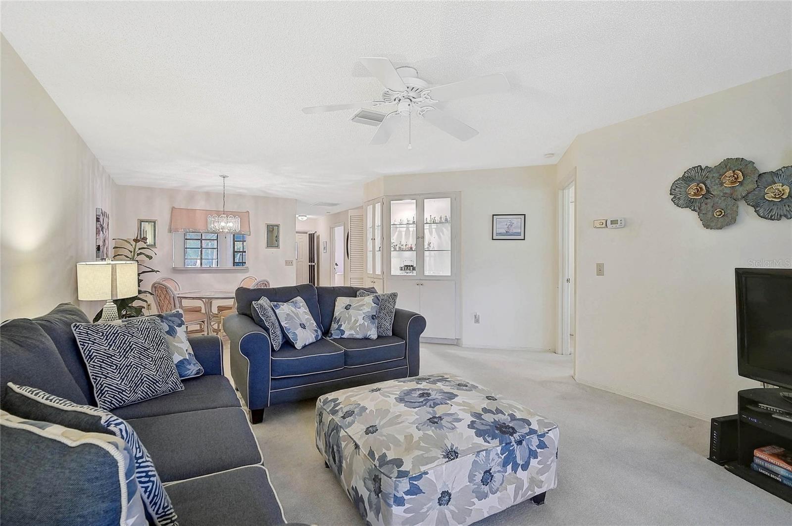 503 PINE HOLLOW CIR #503