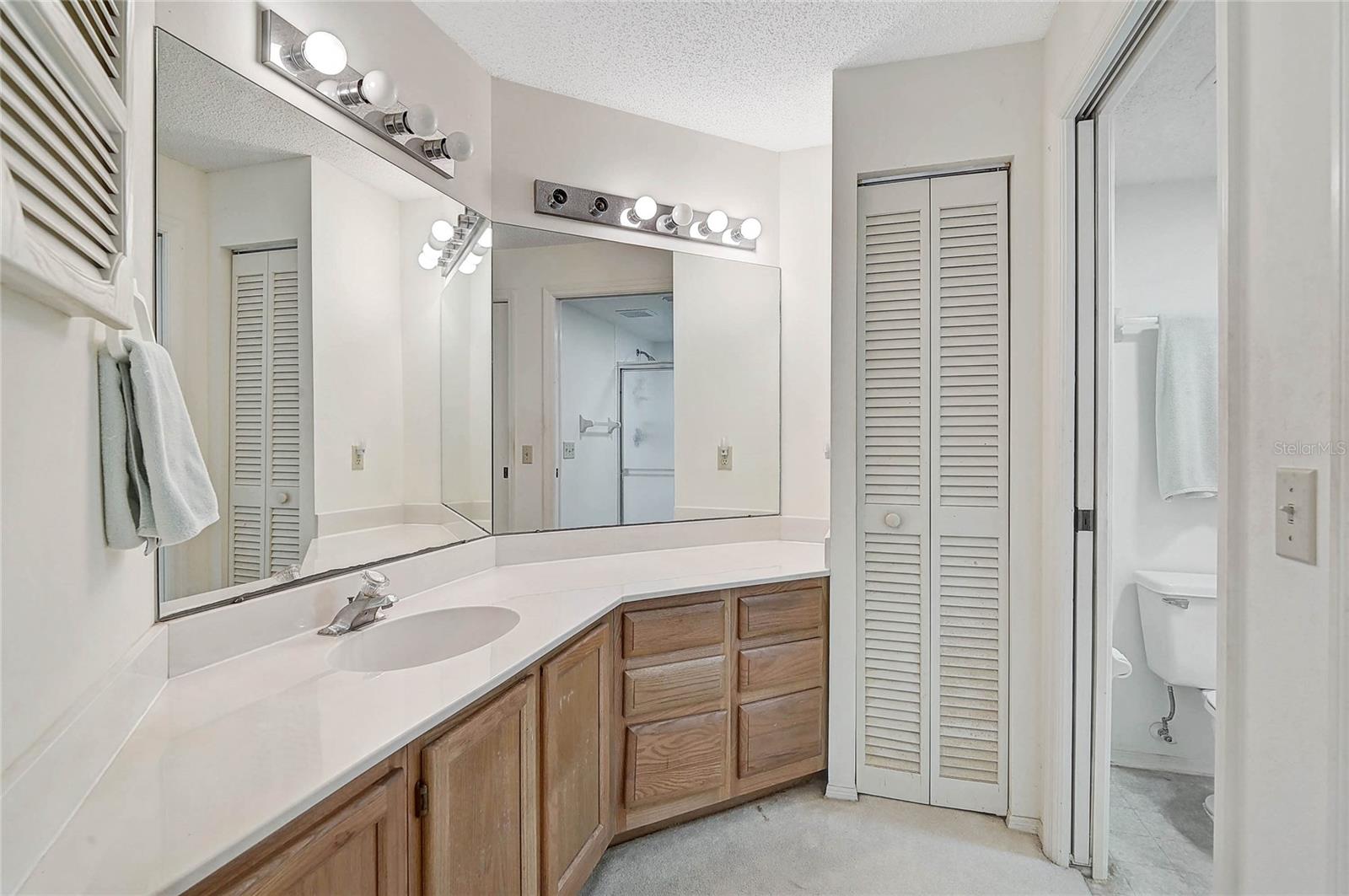 503 PINE HOLLOW CIR #503