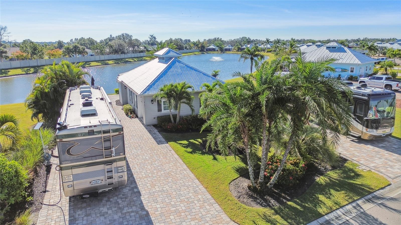 8151 SW SAND CRANE CIR